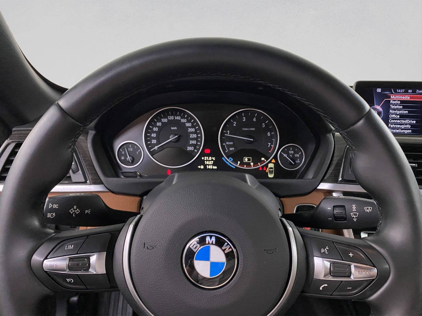 BMW 428i Cabriolet Luxury Line-image-8