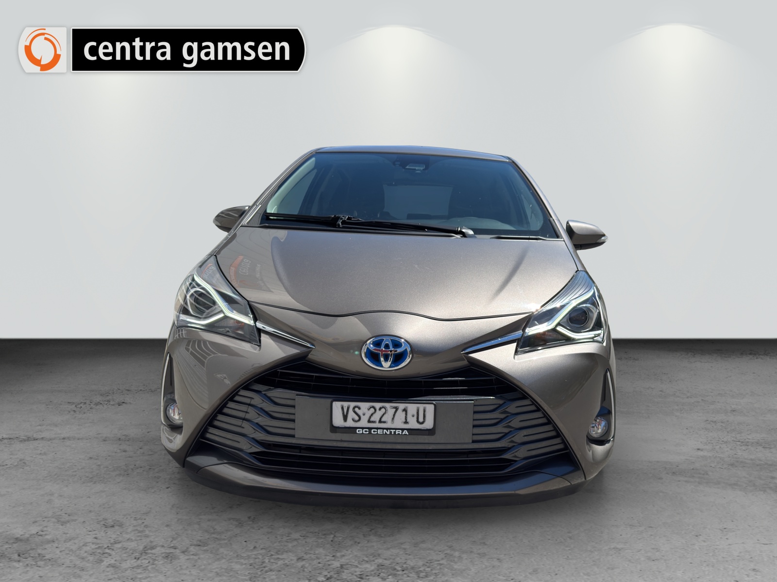 TOYOTA Yaris 1.5 VVT-i Hybrid Limited e-CVT-showroom-element-1