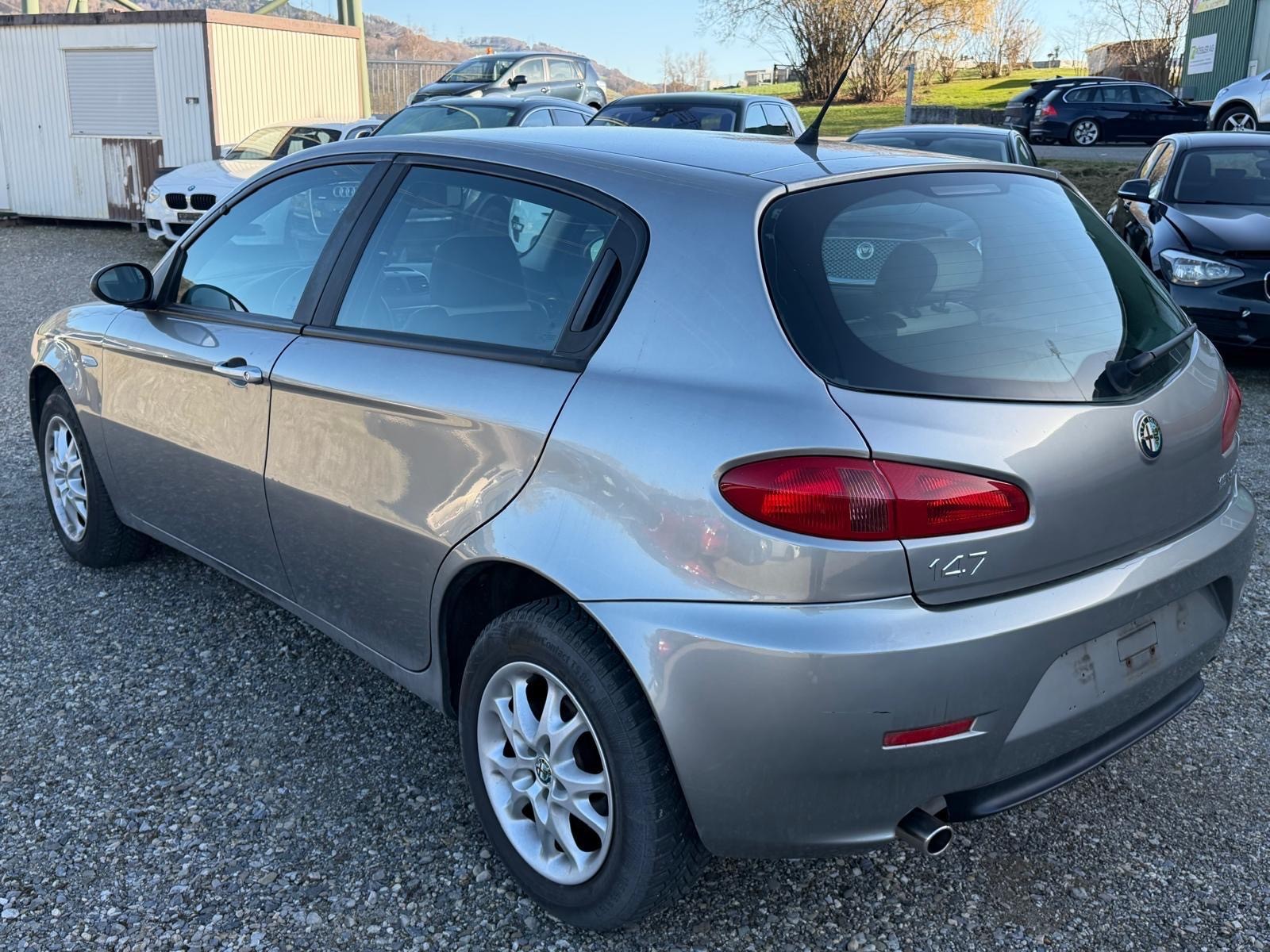 ALFA ROMEO 147 1.6 TS 16V-image-11