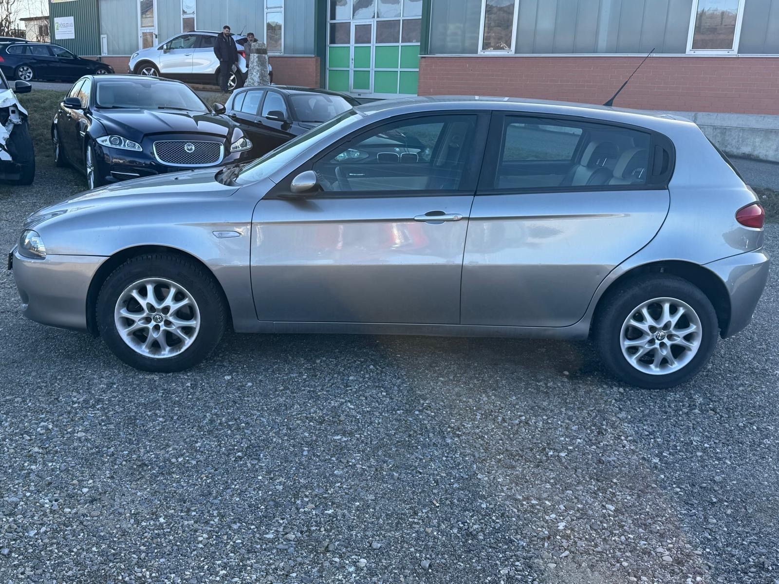ALFA ROMEO 147 1.6 TS 16V-image-9