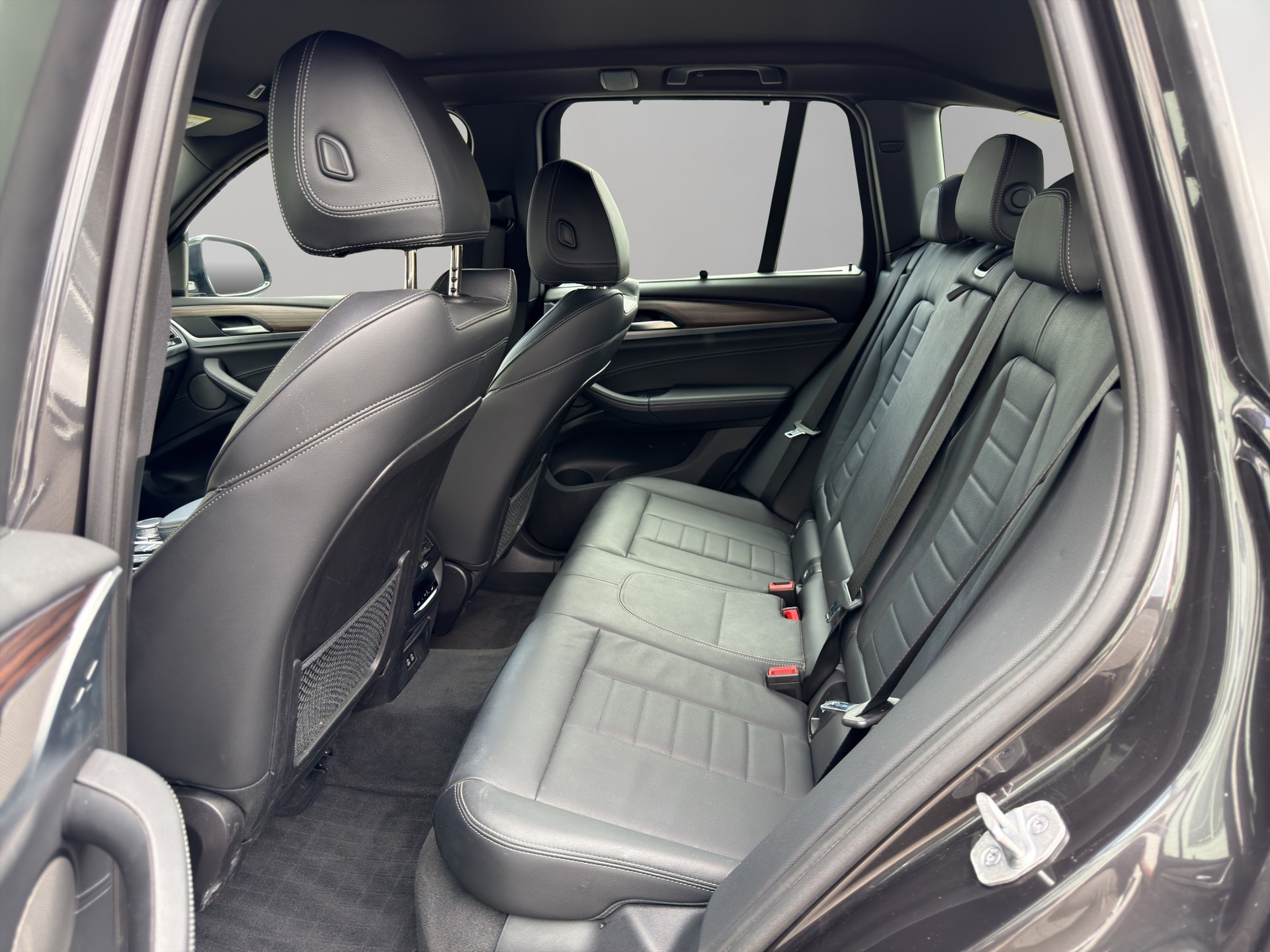 BMW X3 xDrive 30e Pure M Sport-image-17