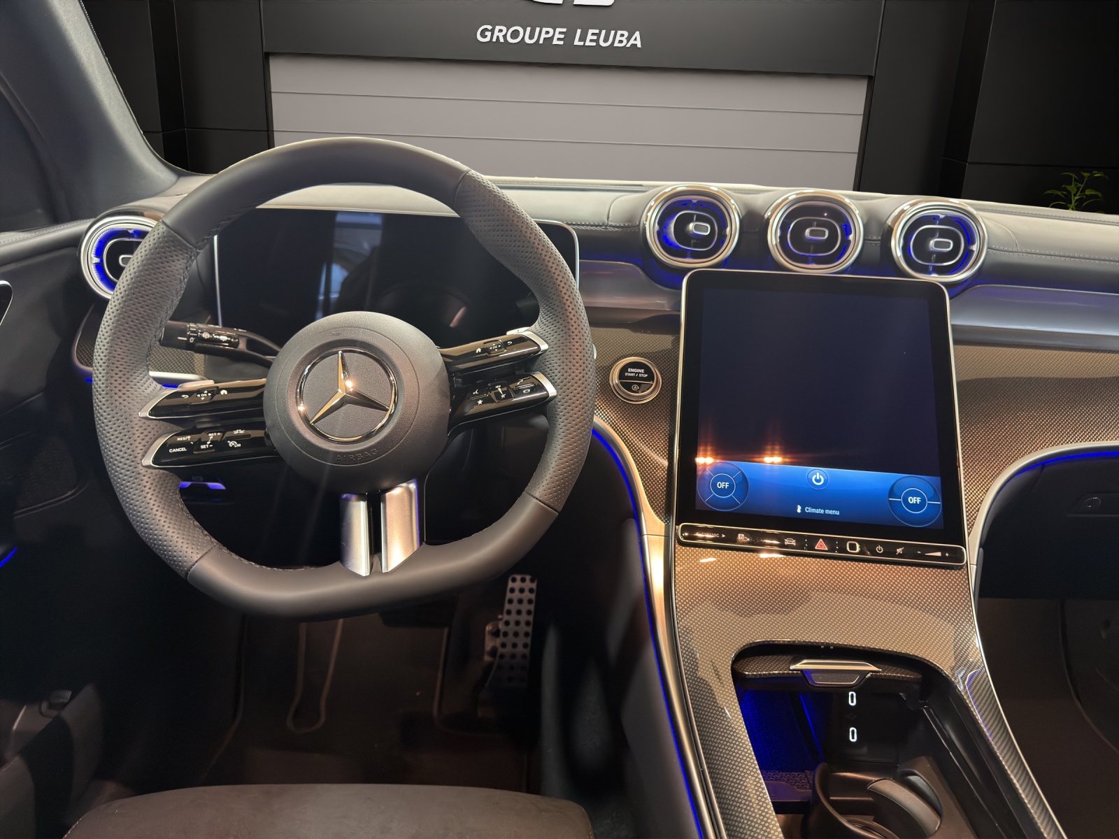 MERCEDES-BENZ GLC 200 4Matic 9G-Tronic-image-9