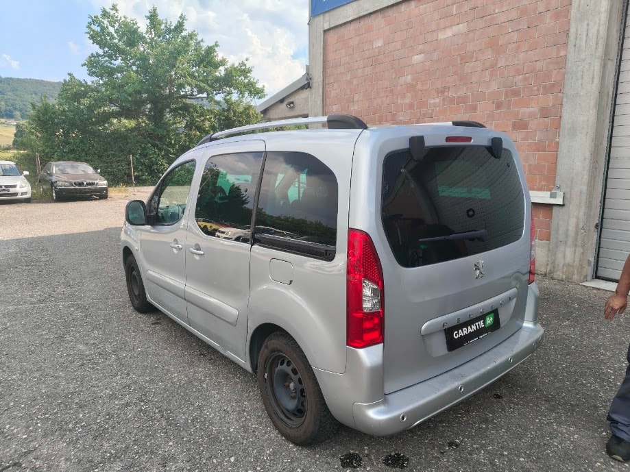 PEUGEOT Partner 1.6 Trendy Clim (Pack)-image-6