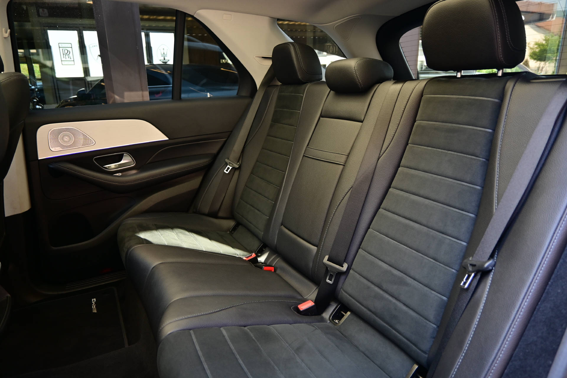 MERCEDES-BENZ GLE 350 e AMG Line 4matic-image-22