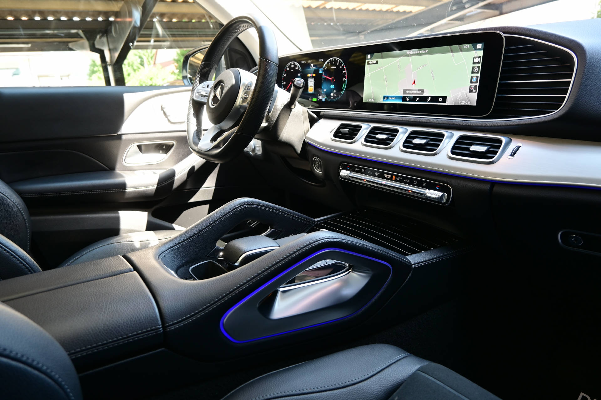 MERCEDES-BENZ GLE 350 e AMG Line 4matic-image-10