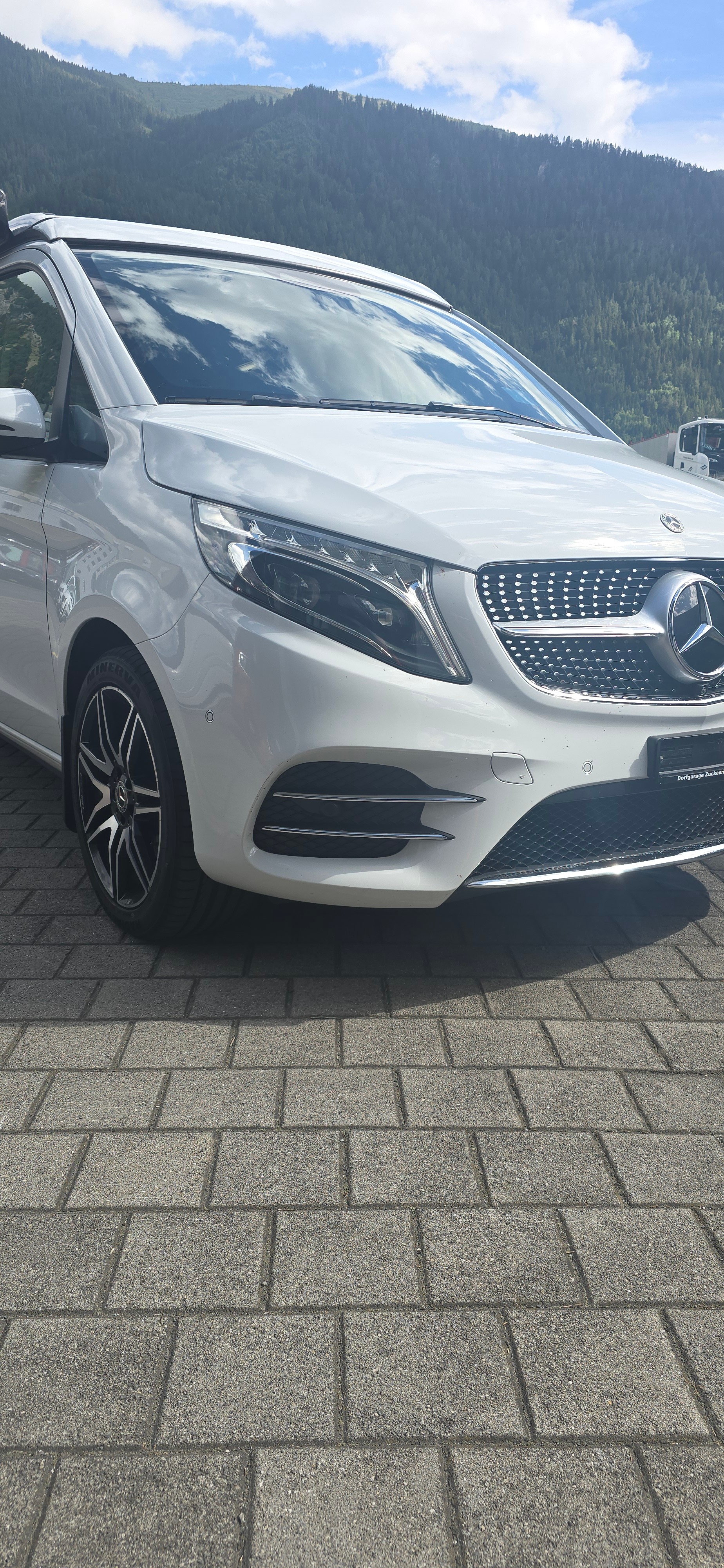 MERCEDES-BENZ Marco Polo 300 d 4M Automat-image-2