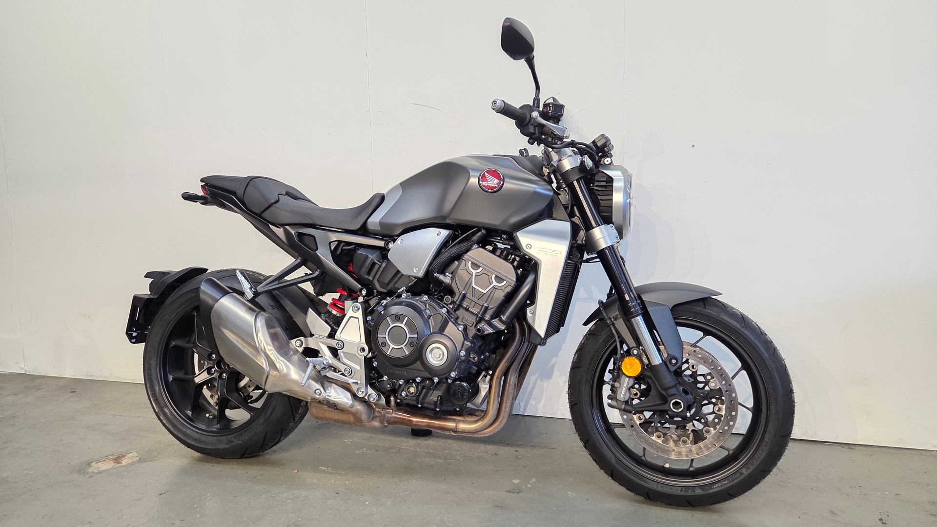 HONDA CB 1000 R ABS-image-2