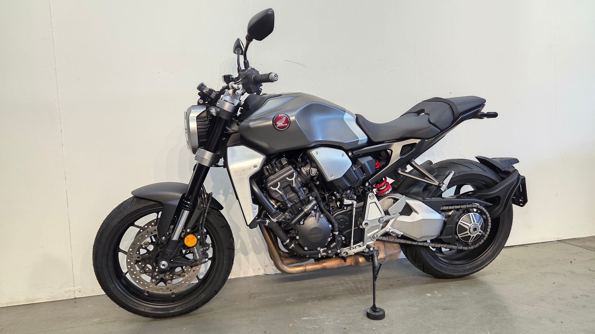 HONDA CB 1000 R ABS-image-3