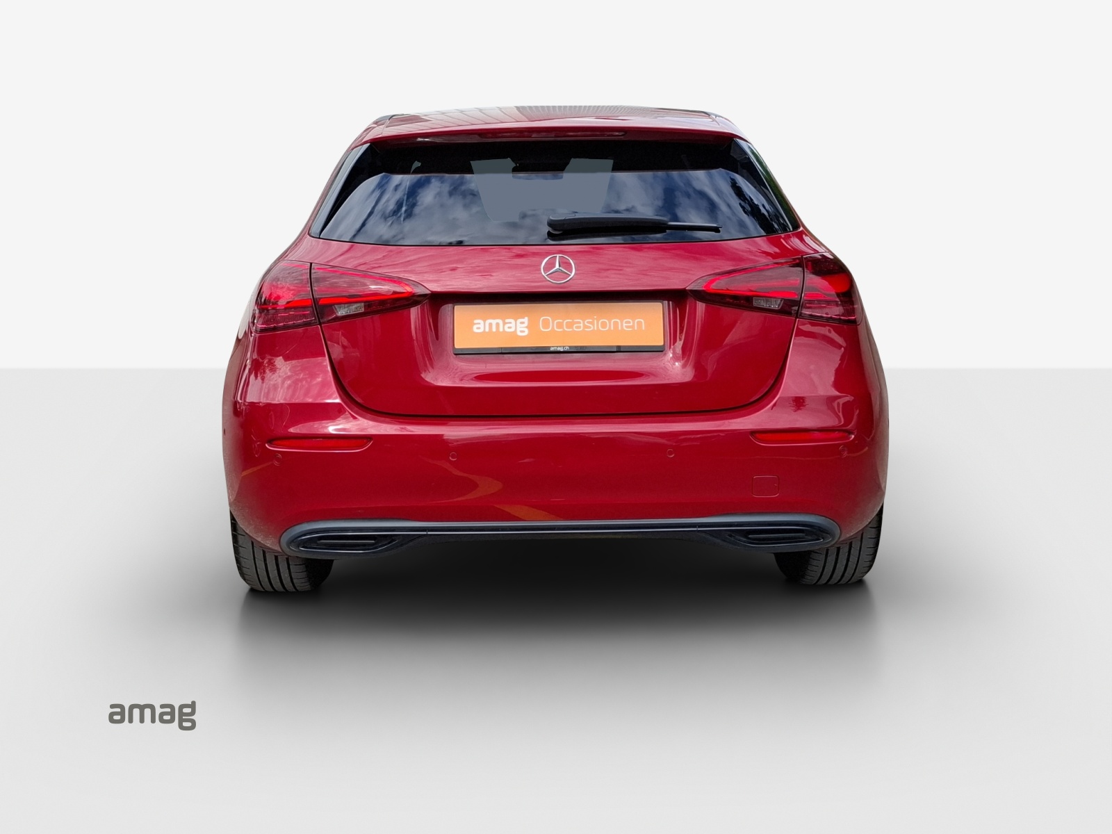MERCEDES-BENZ A 220 4Matic 8G-DCT-showroom-element-3