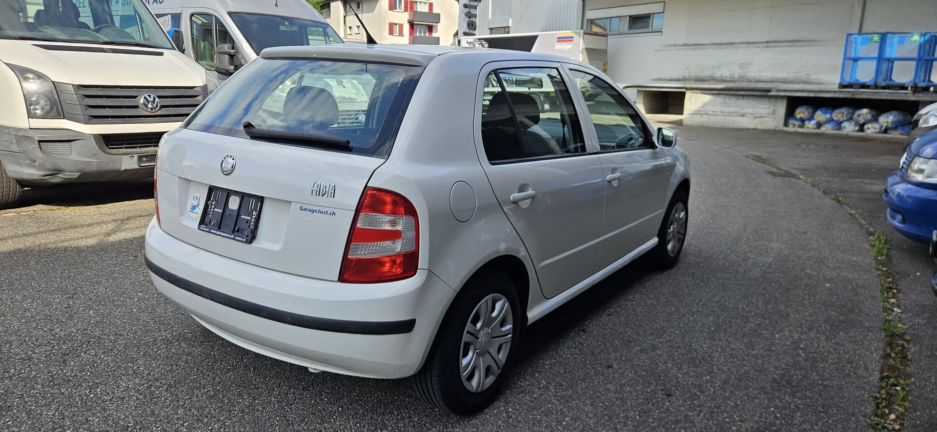 SKODA Fabia 1.2 Entry-image-10