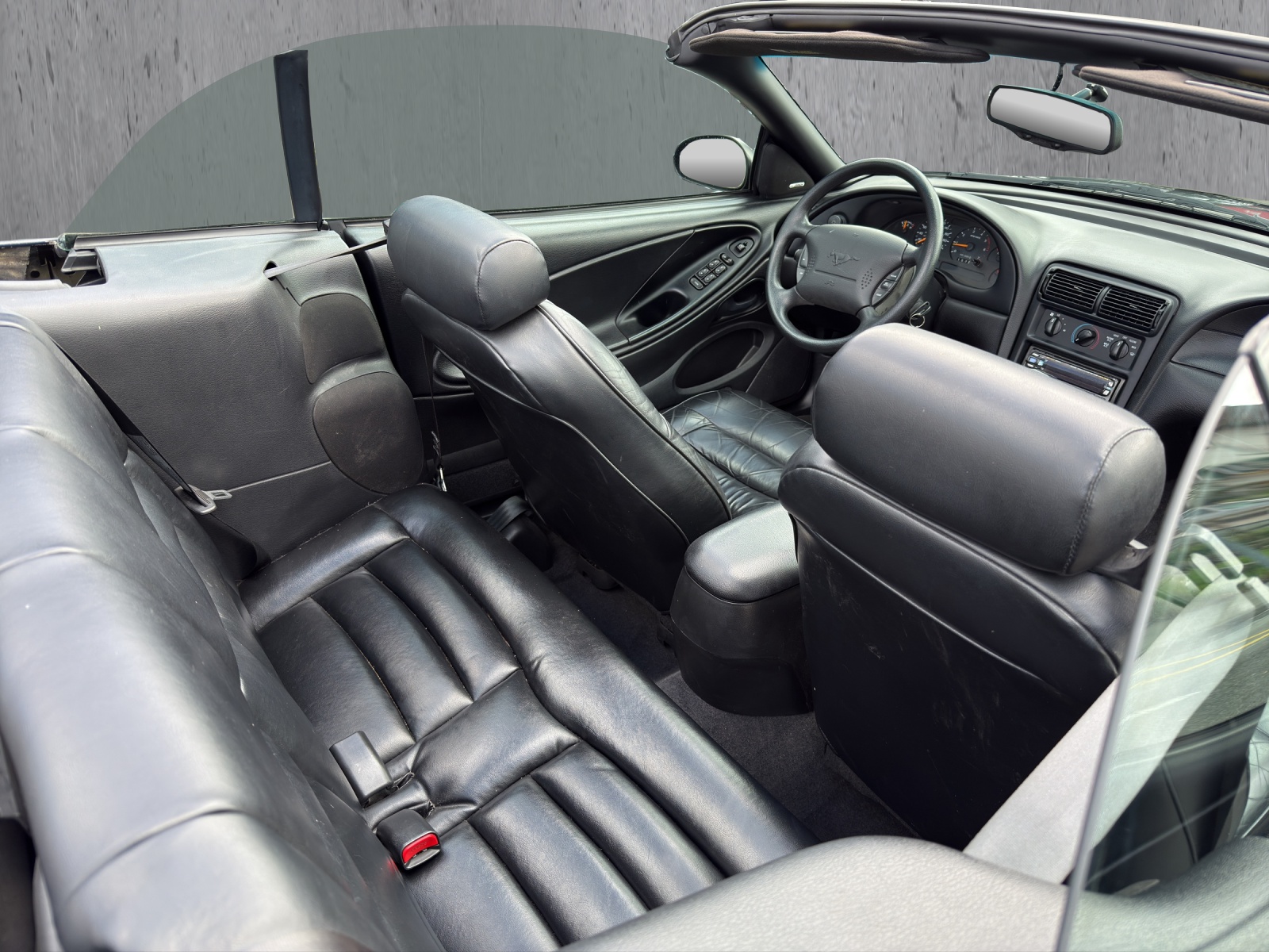 FORD MUSTANG-image-13