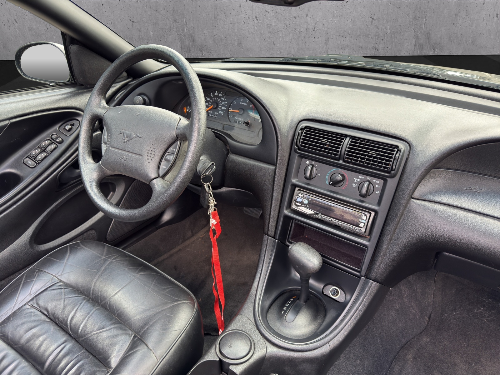 FORD MUSTANG-image-10