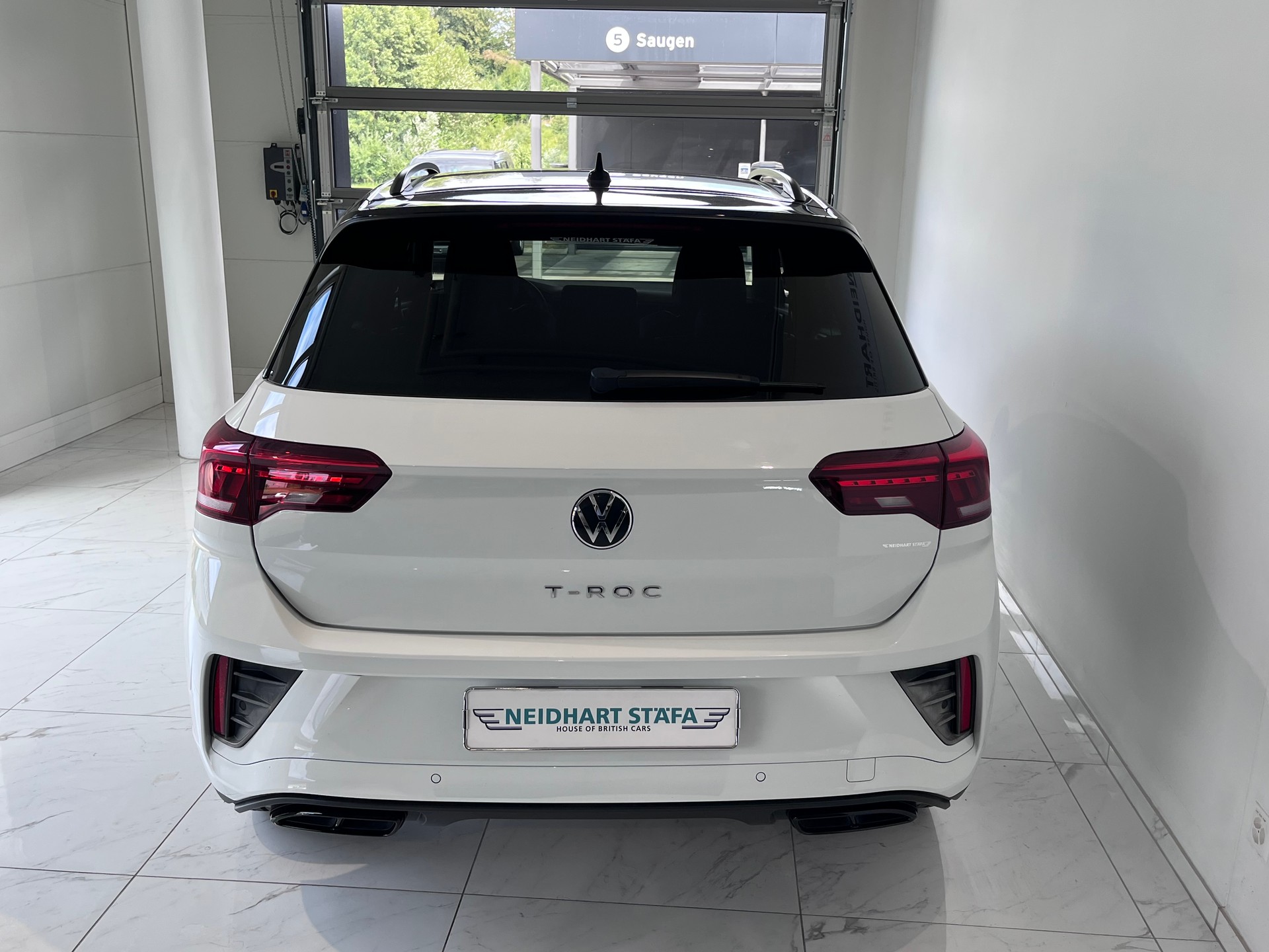 VW T-Roc 2.0 TSI R-Line DSG 4Motion-showroom-element-3