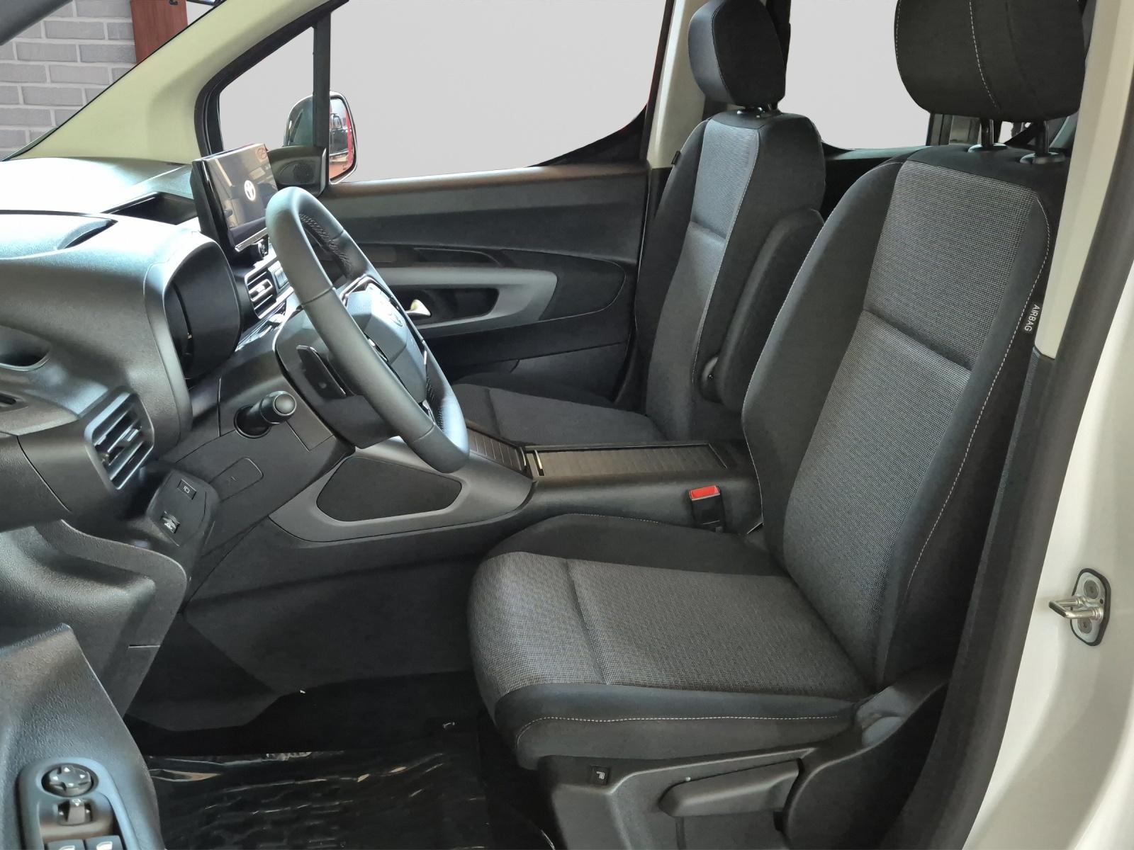 TOYOTA Proace City Verso L2 1.5 HDi 130 Trend-image-7