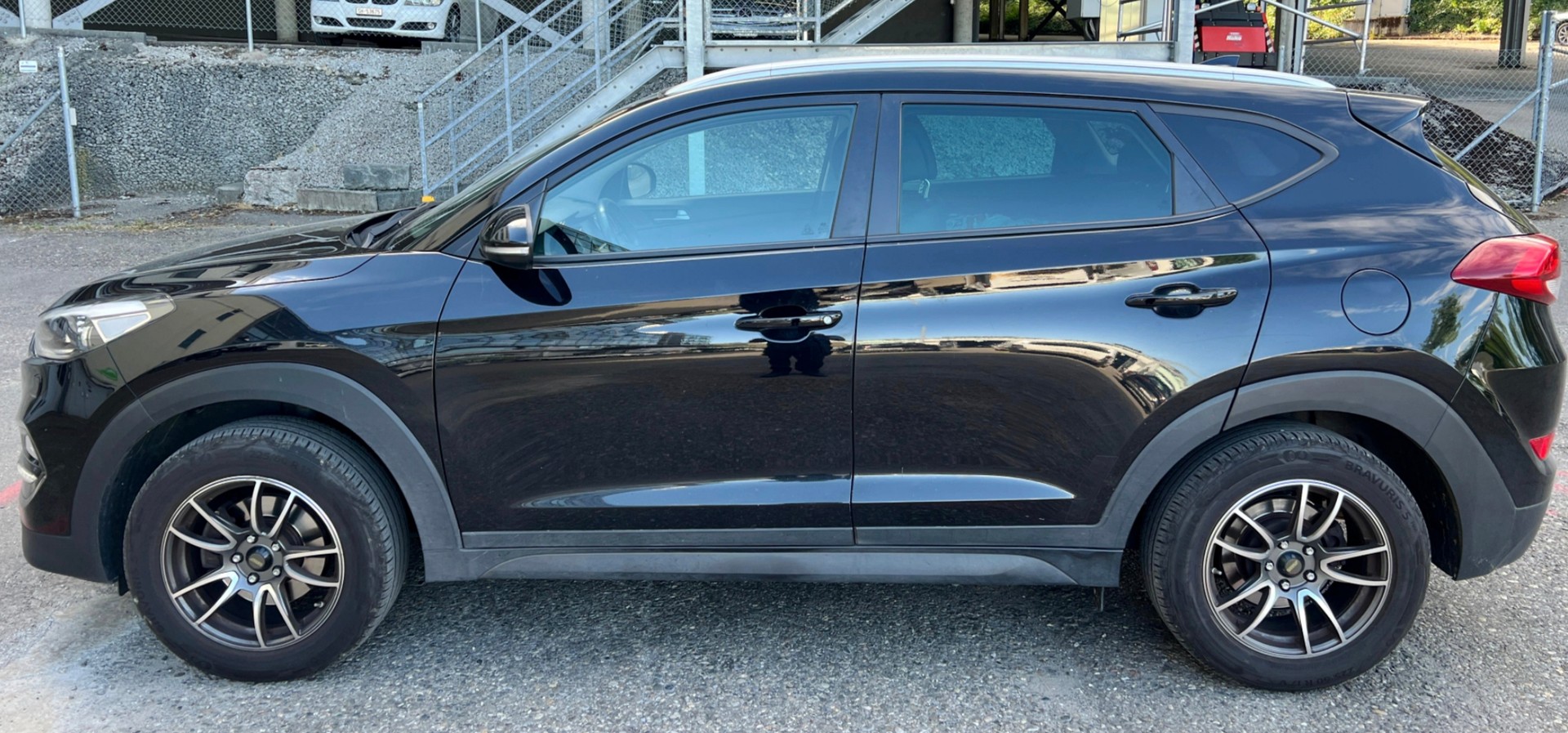 HYUNDAI Tucson 1.6 TGDI Vertex-image-5