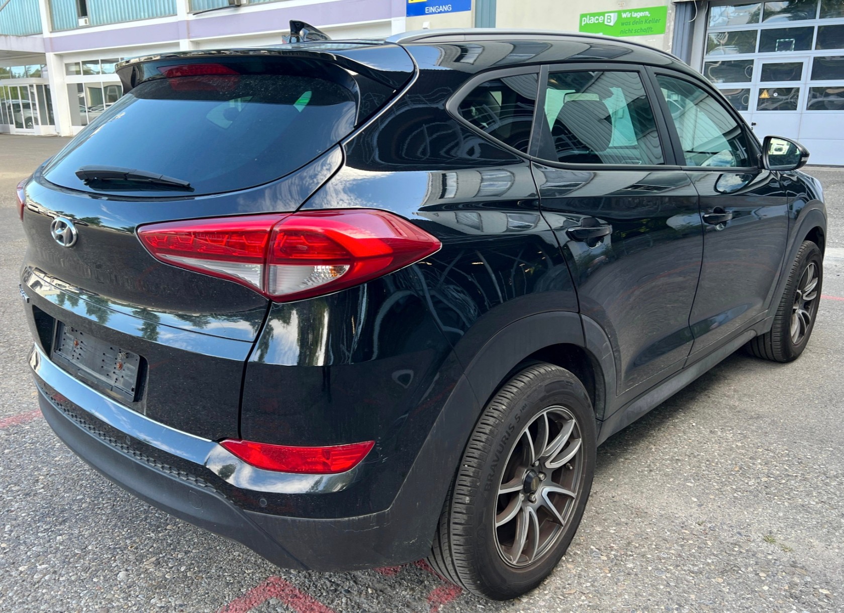 HYUNDAI Tucson 1.6 TGDI Vertex-image-3