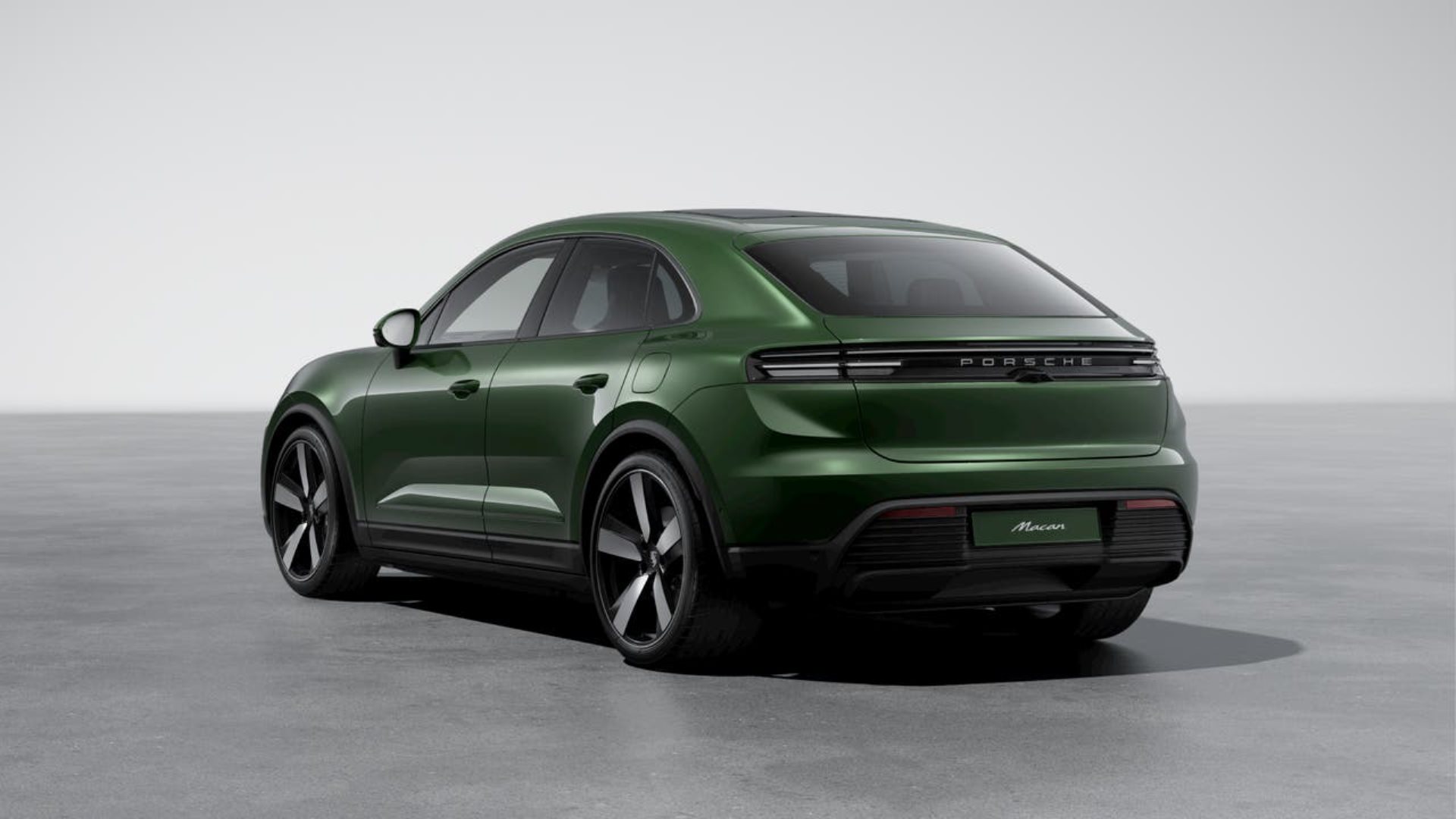 PORSCHE Macan 4-showroom-element-2