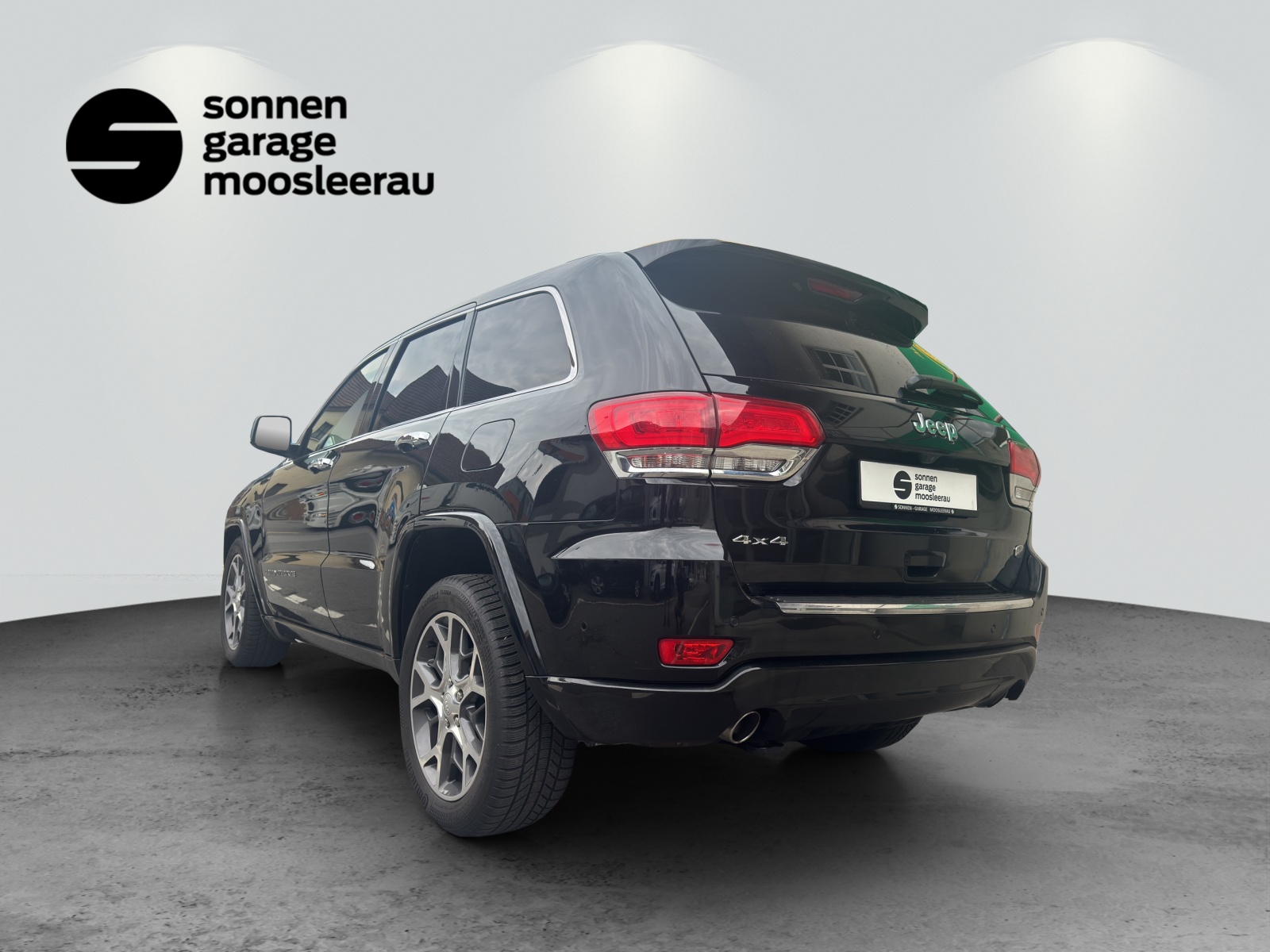 JEEP Grand Cherokee 3.0 CRD Overland Automatic-showroom-element-2