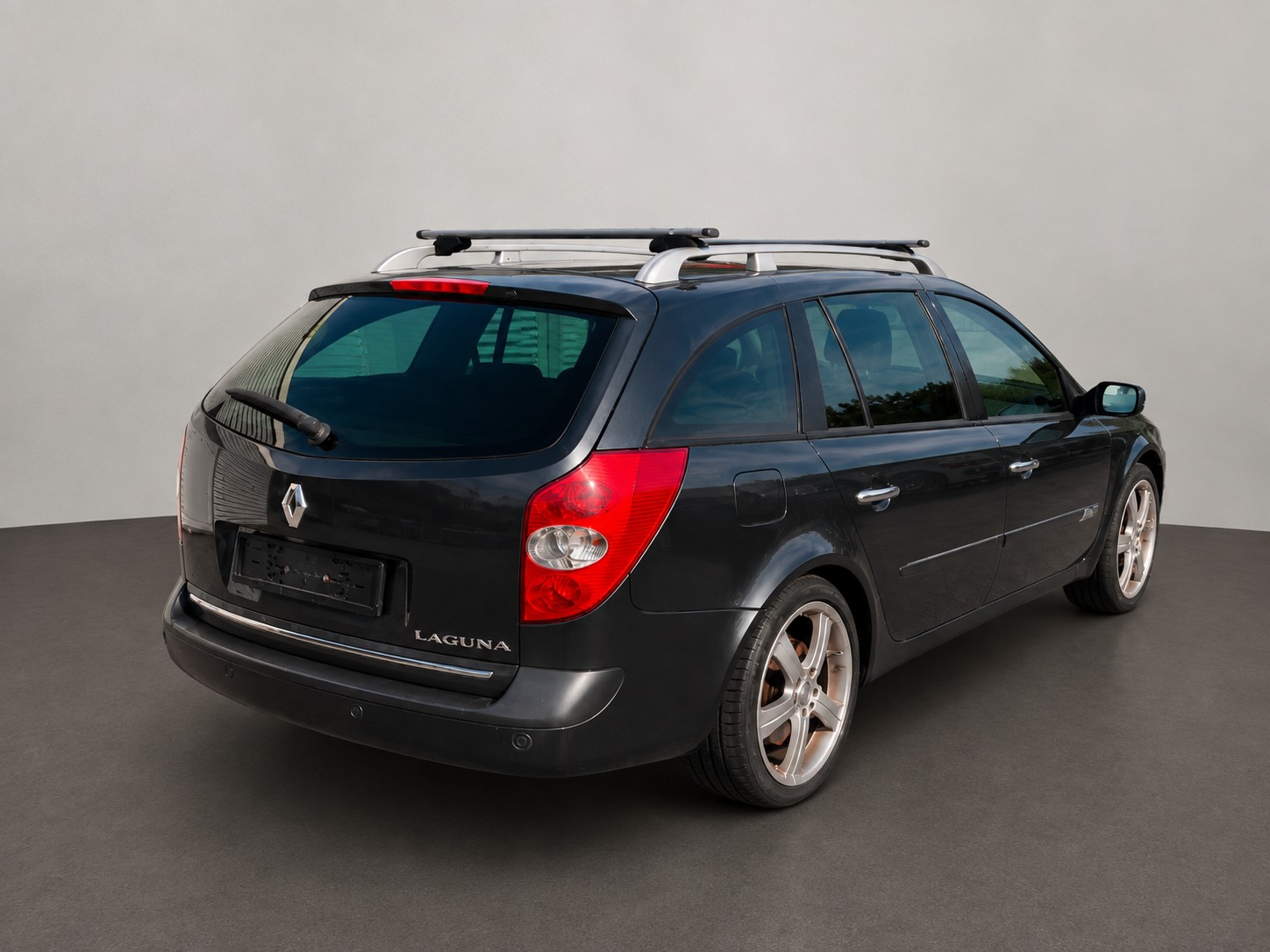 RENAULT Renault Laguna II Grandtour GT 2.0 Turbo 204 PS l Seltenes GT-Sondermodell-showroom-element-2