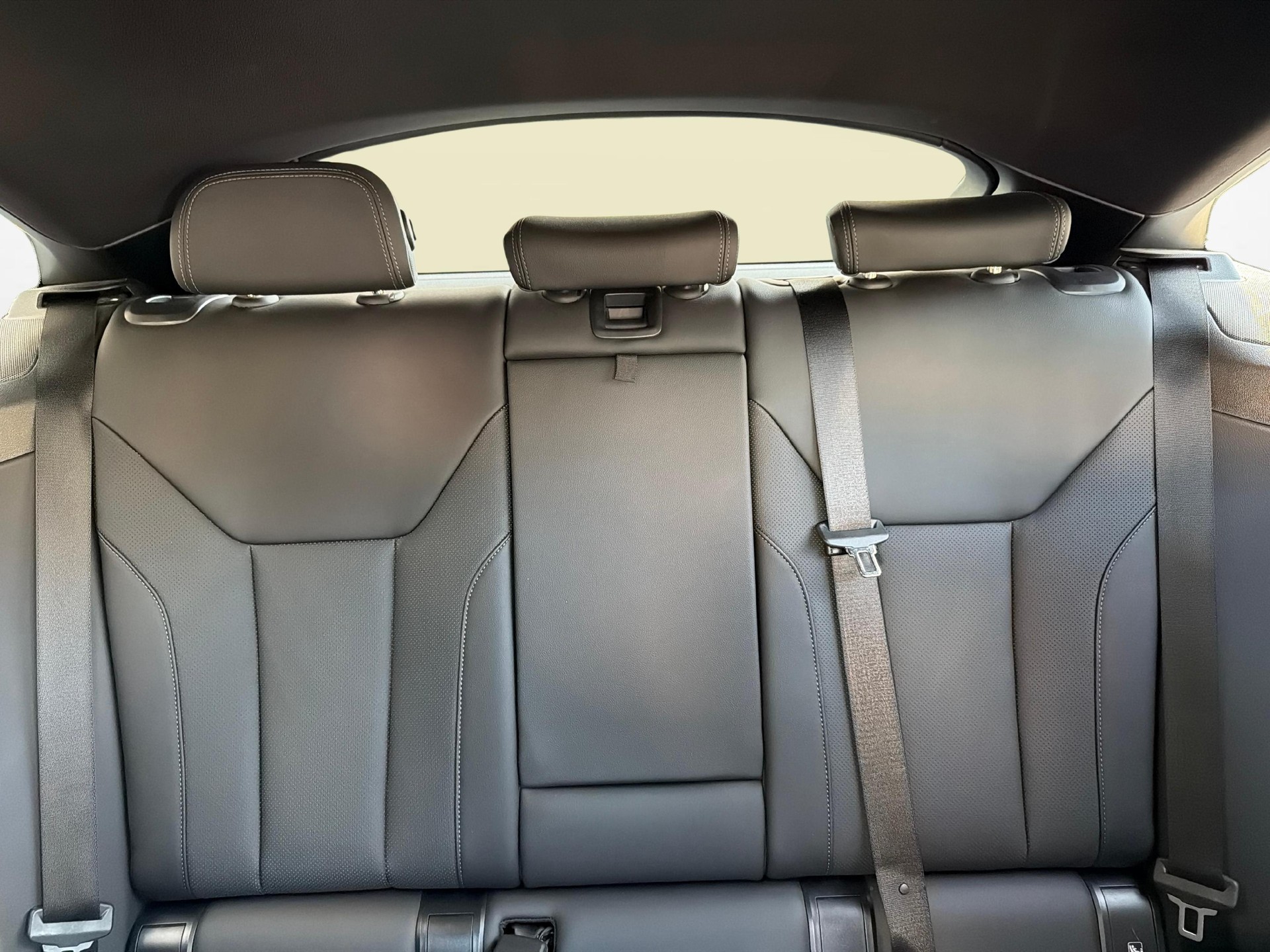 BMW i4 M50-image-19