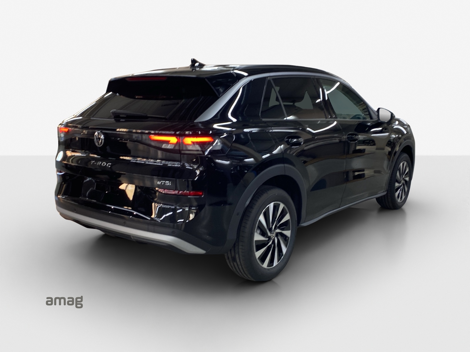 VW T-Roc 1.5 eTSI mHEV Life DSG-image-4