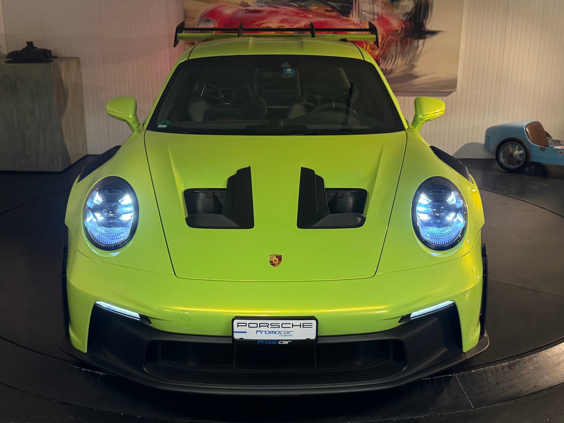 PORSCHE 911 GT3 RS-image-12