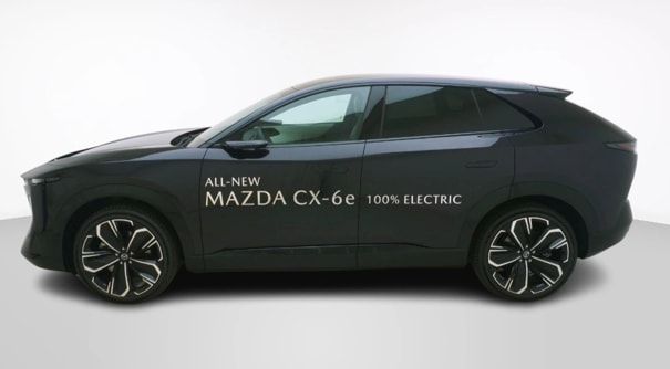 MAZDA CX-6e-showroom-element-3
