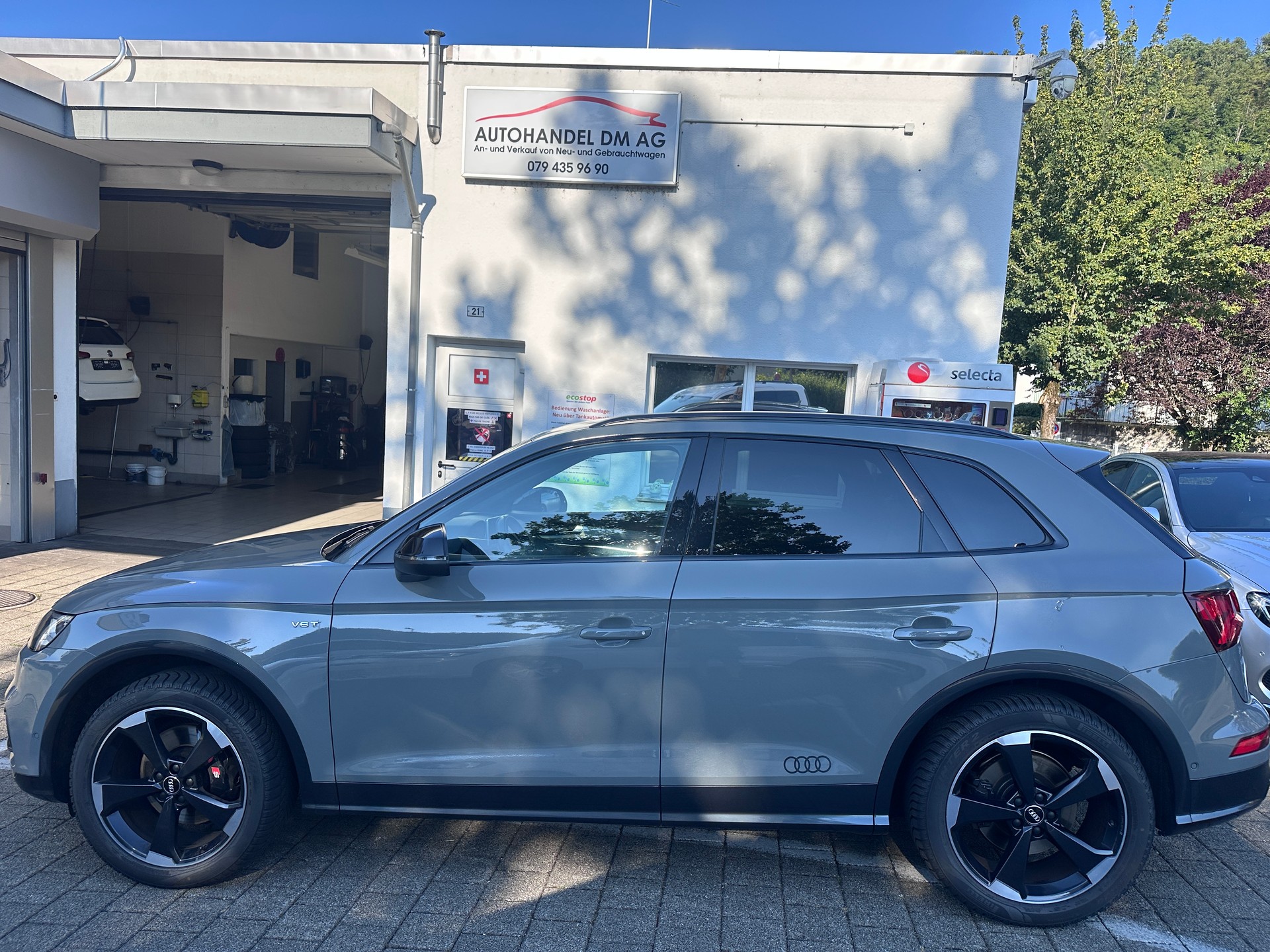 AUDI SQ5 3.0 TFSI quattro S-tronic-showroom-element-2