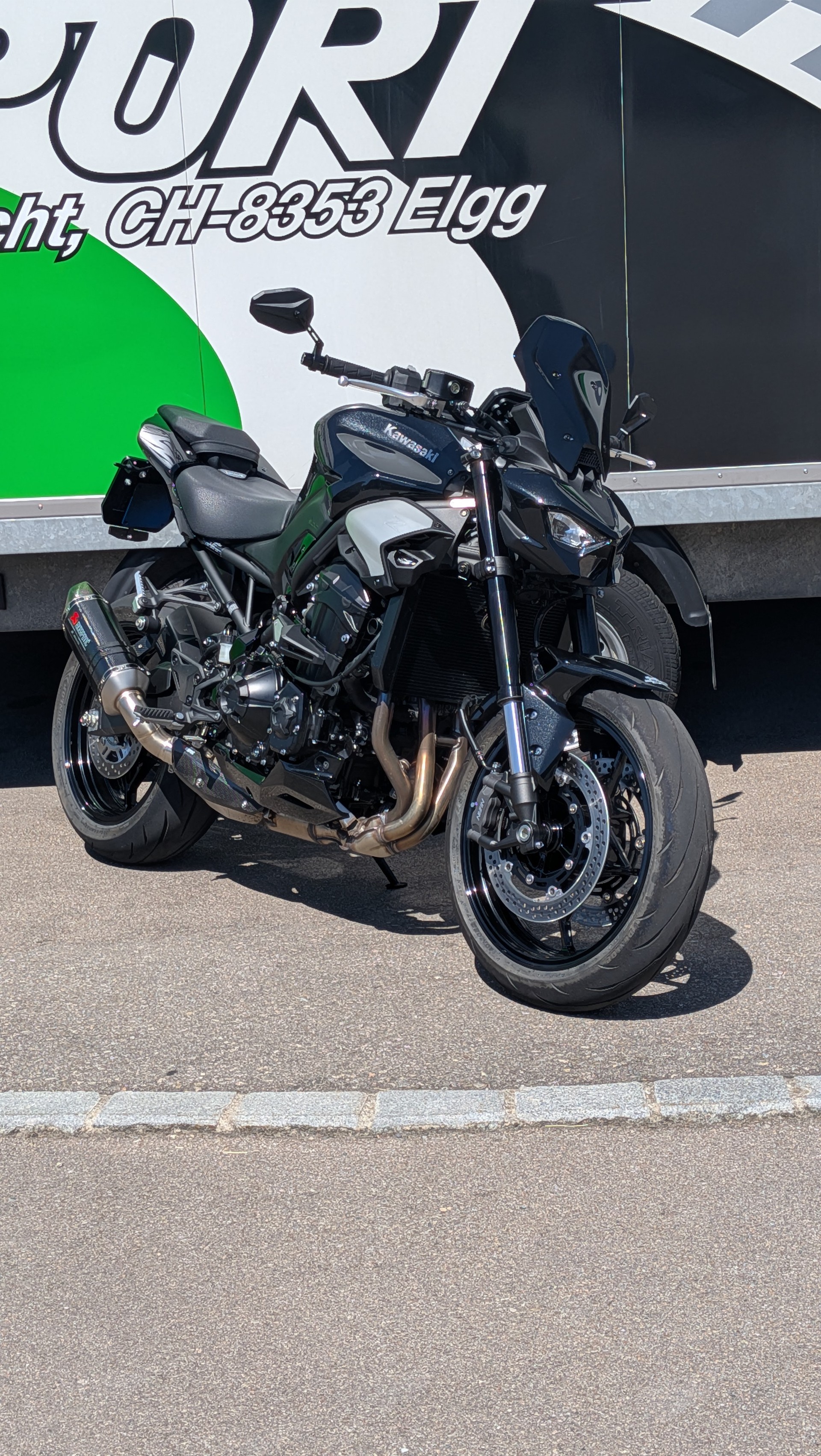 KAWASAKI Z 900-image-3