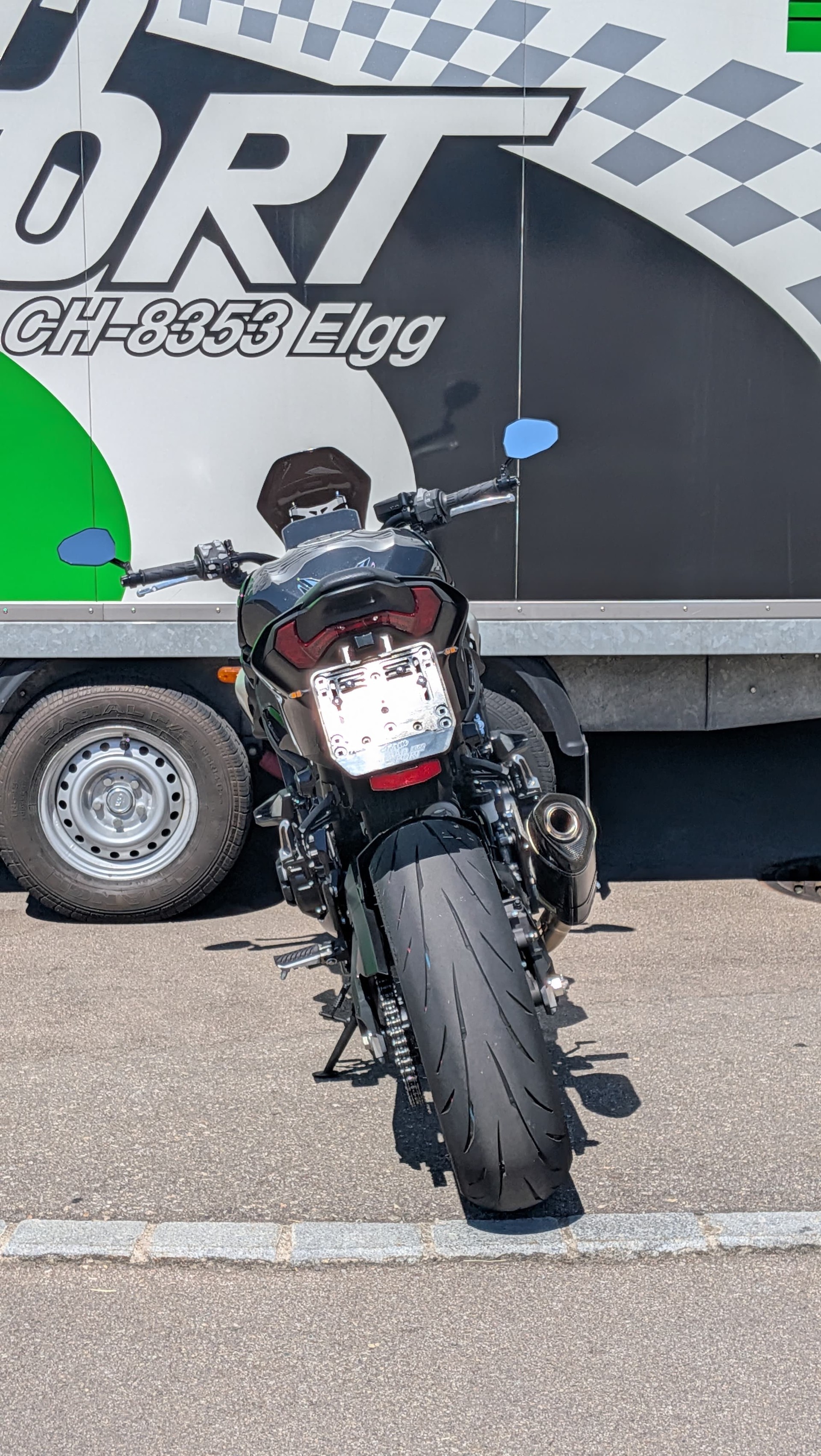 KAWASAKI Z 900-image-5