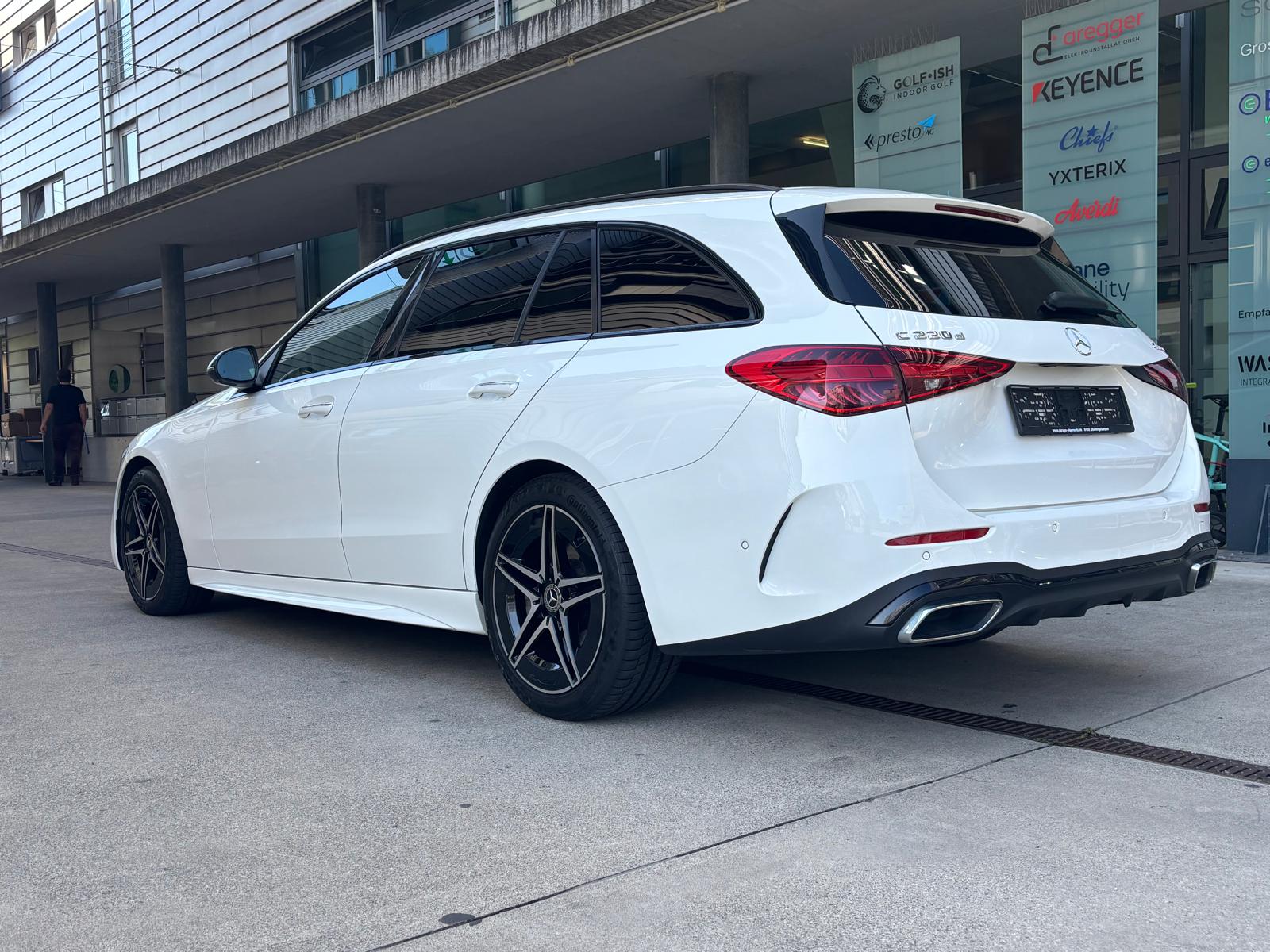 MERCEDES-BENZ C 220 d T 4Matic Swiss Star-showroom-element-2