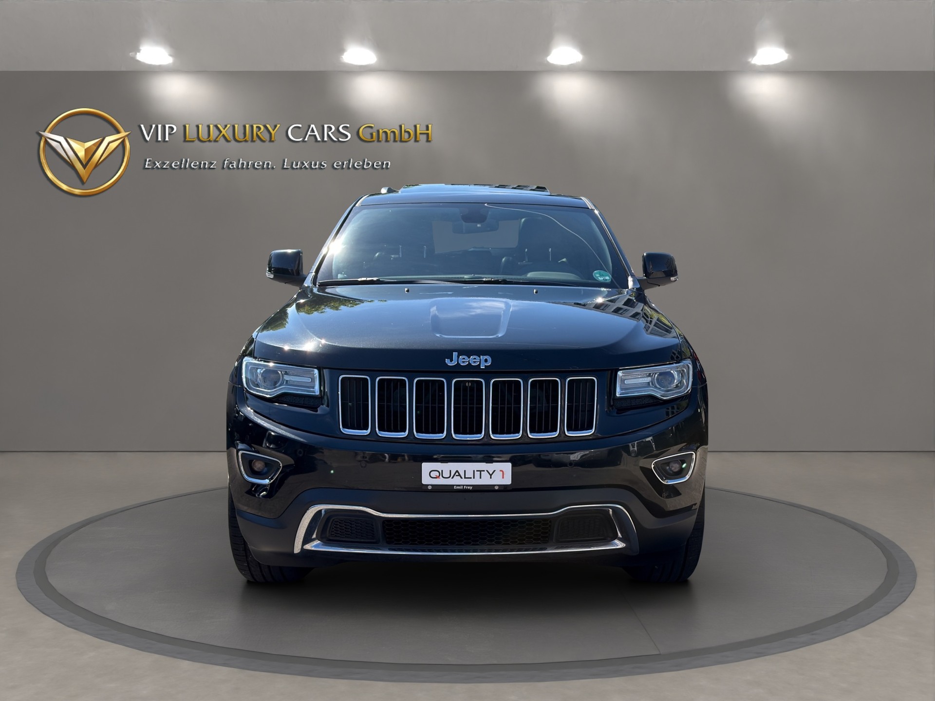 JEEP Grand Cherokee 3.0 CRD Platium Edition-showroom-element-3