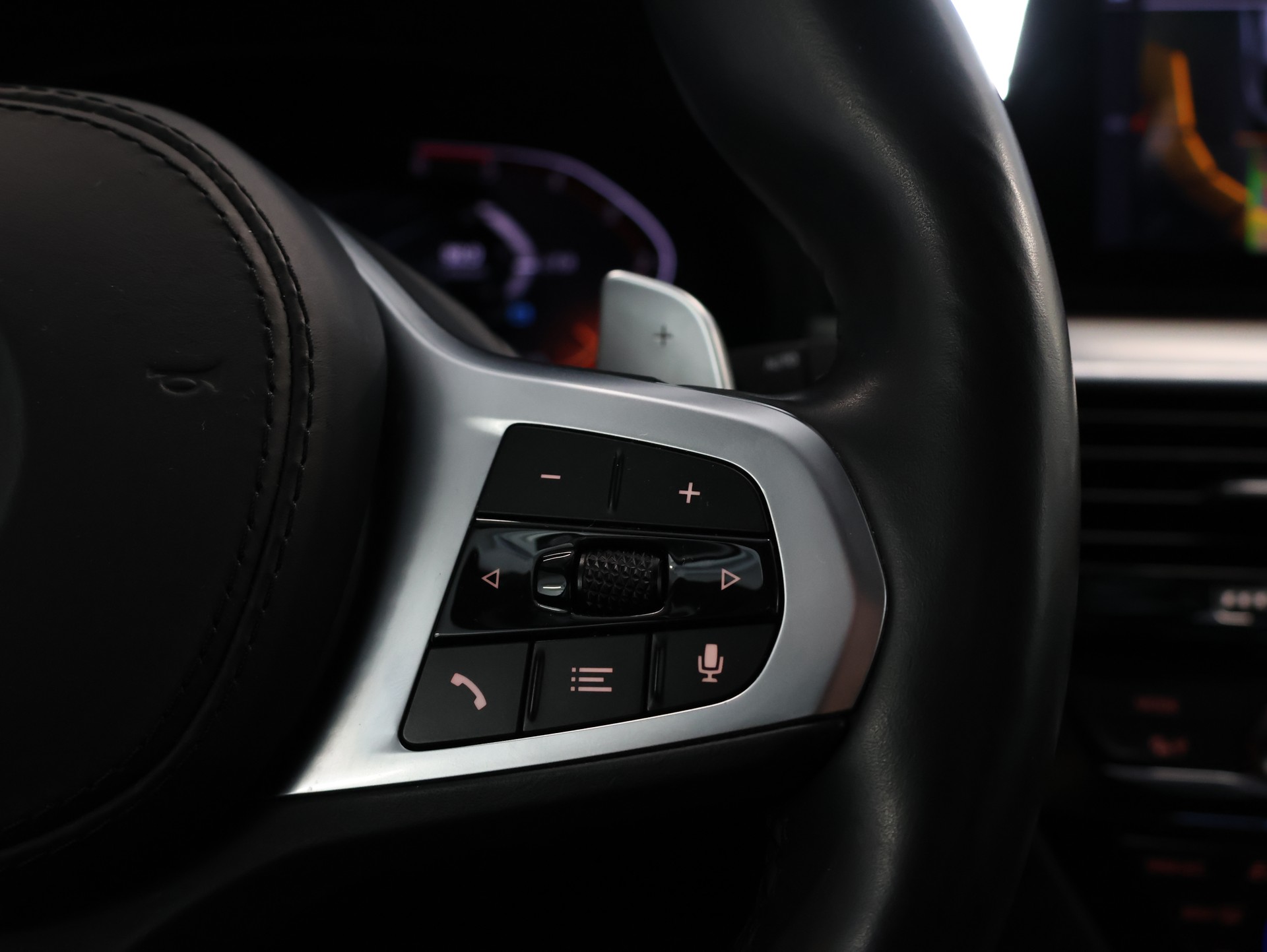 BMW 520d xDrive Touring Sport Line Steptronic-image-17
