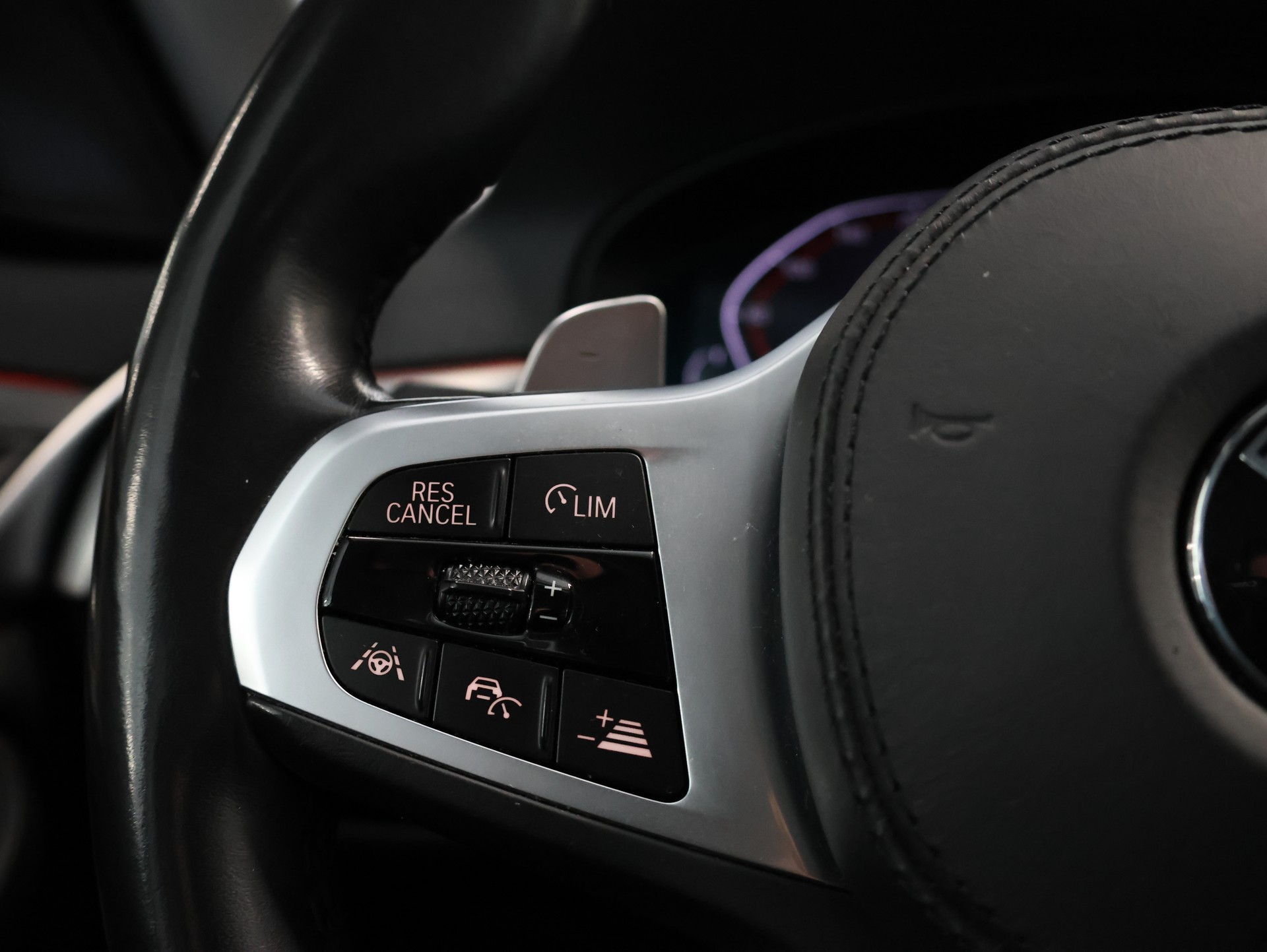 BMW 520d xDrive Touring Sport Line Steptronic-image-18