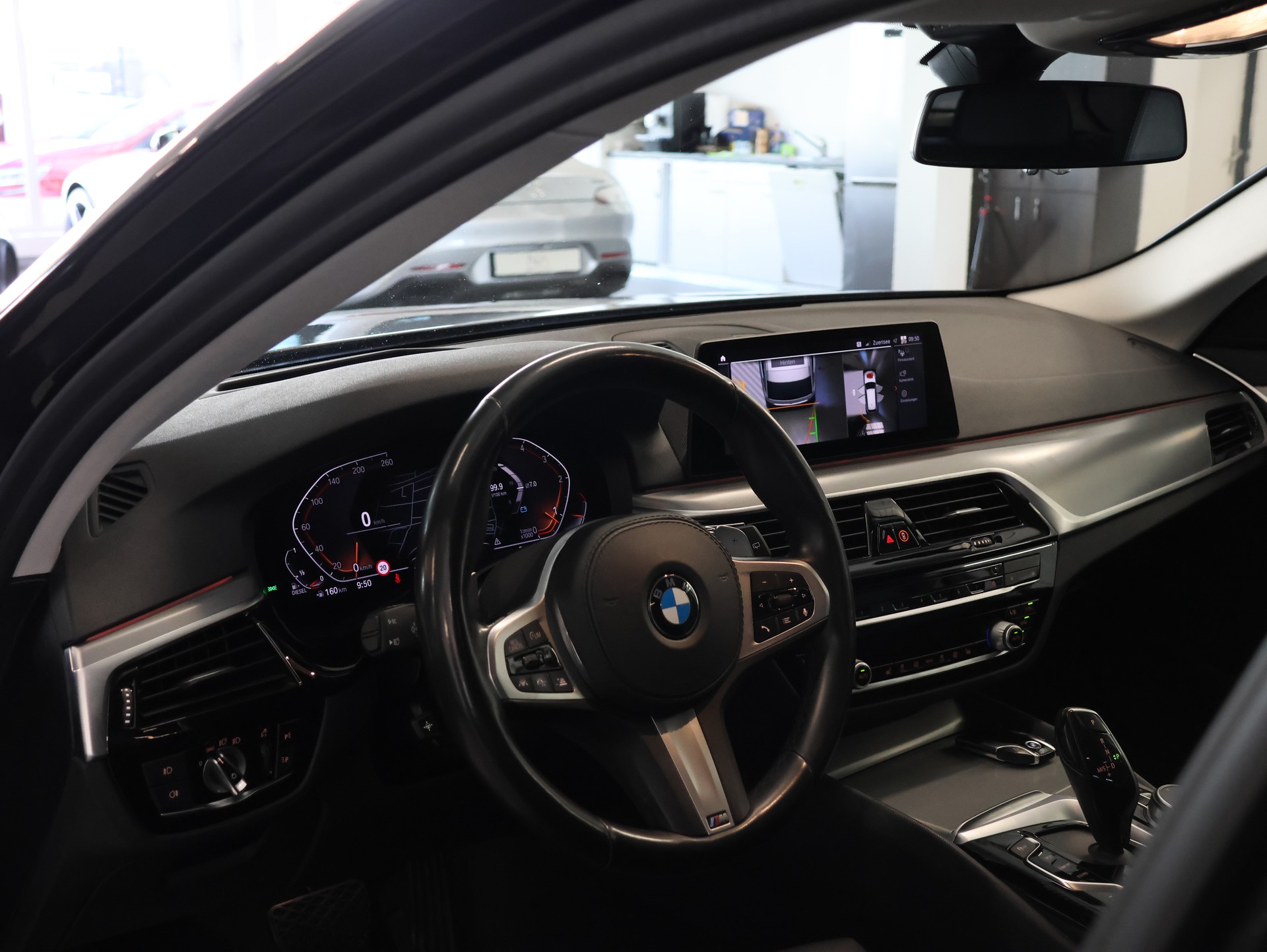 BMW 520d xDrive Touring Sport Line Steptronic-image-14
