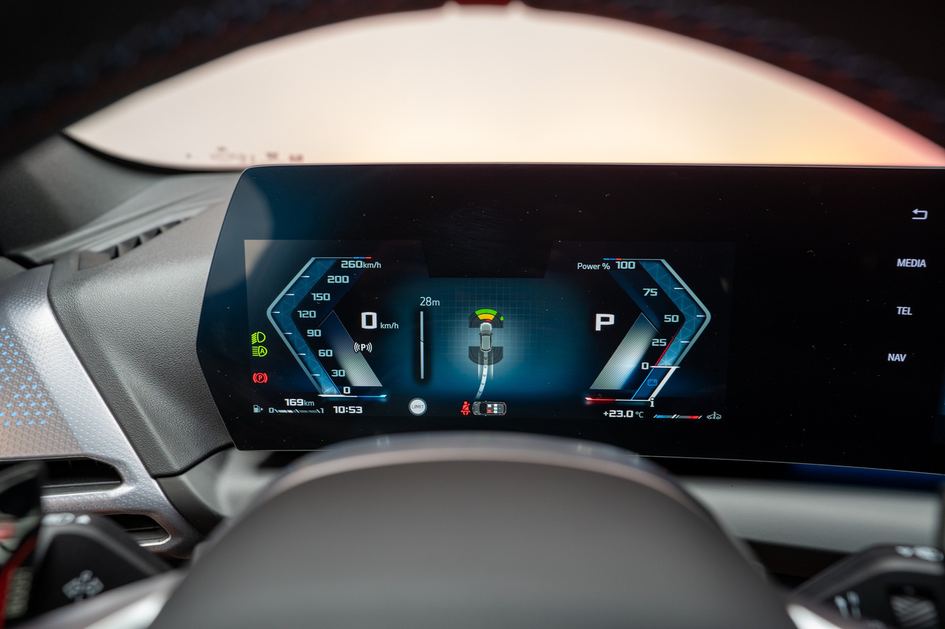 BMW M135i xDrive / Rückfahrkamera / Harman-Kardon-image-21