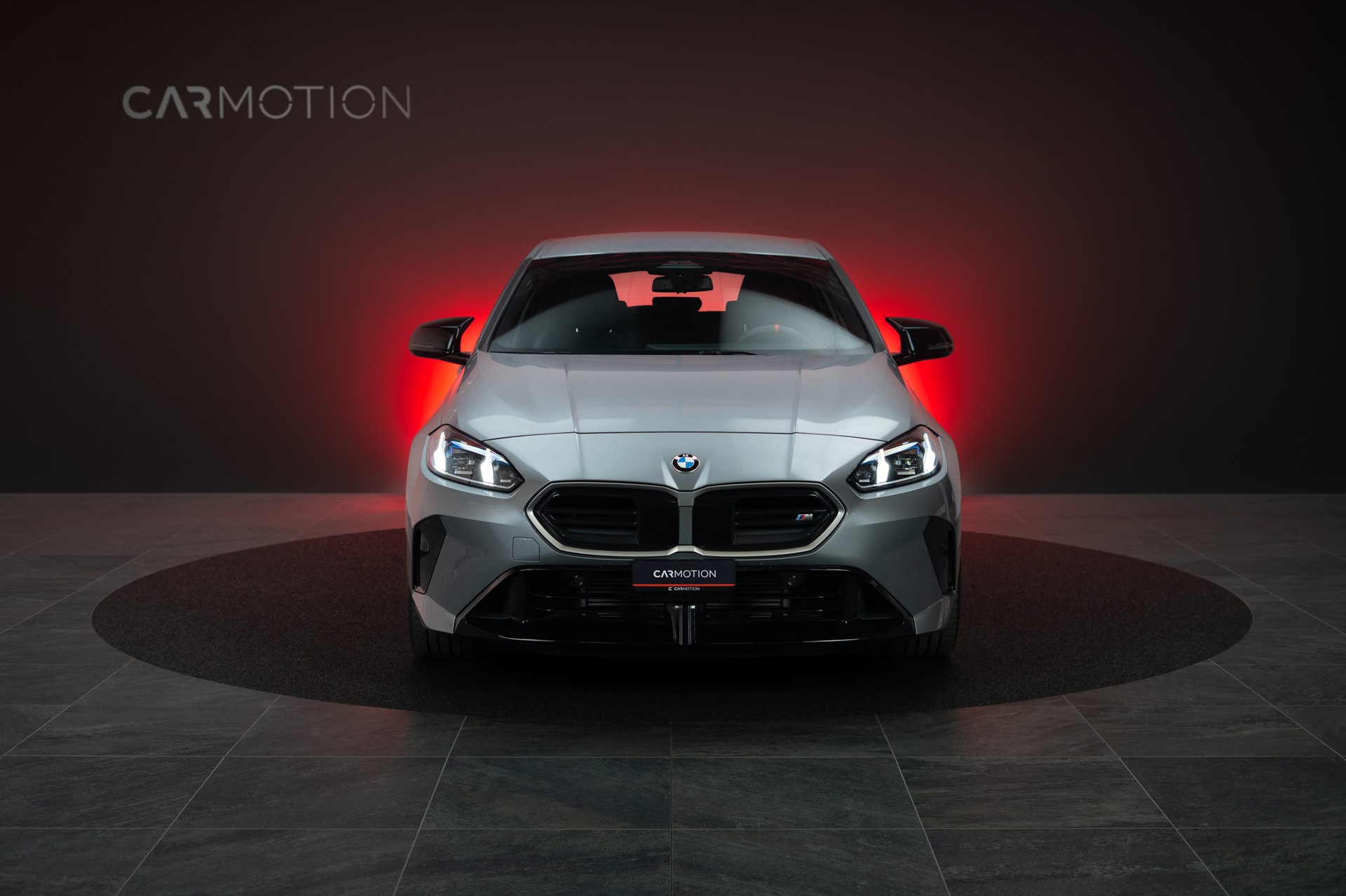 BMW M135i xDrive / Rückfahrkamera / Harman-Kardon-showroom-element-1
