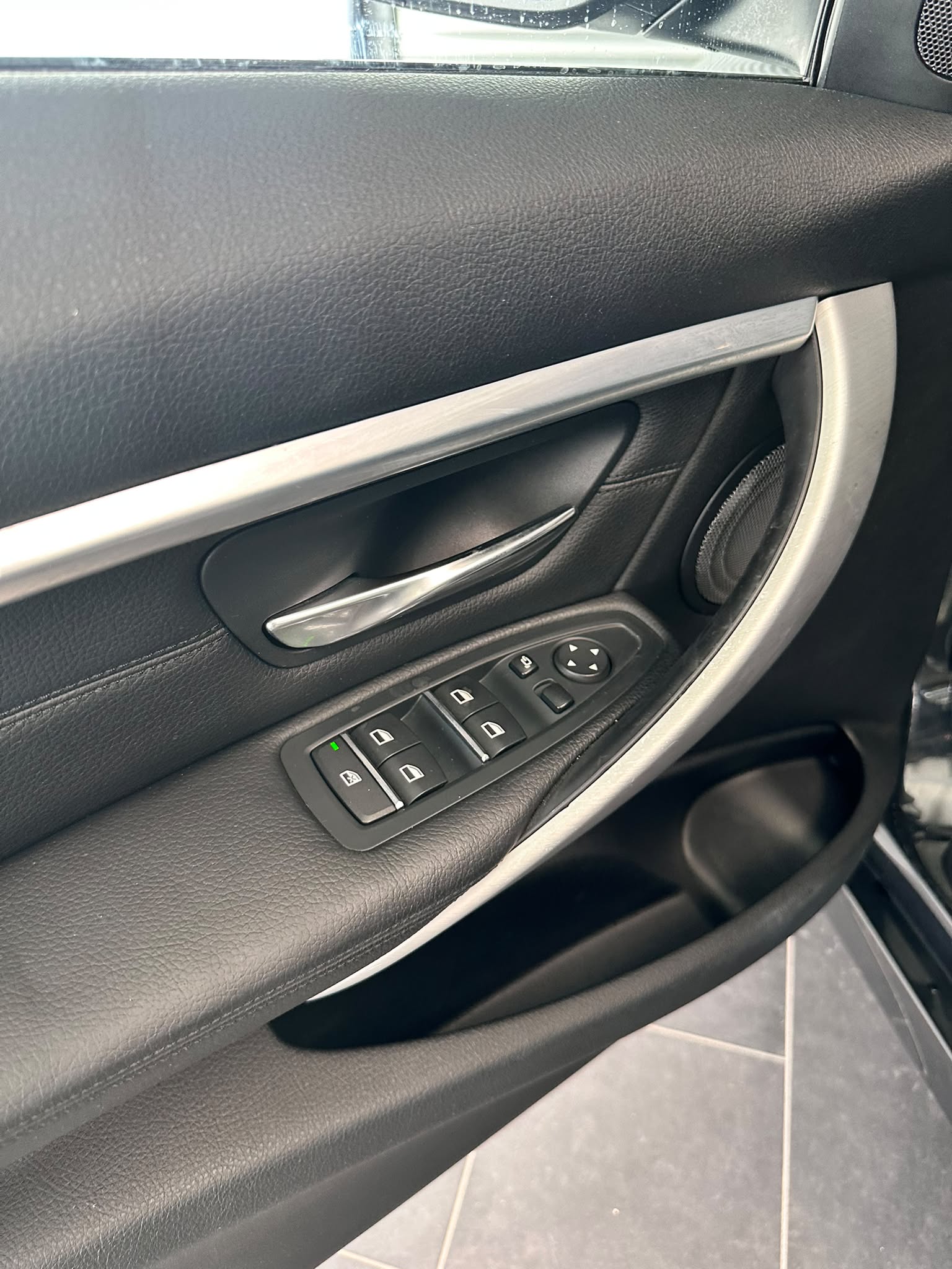 BMW-ALPINA B3 BiTurbo Touring 3.0 xDrive Switch-Tronic-image-18