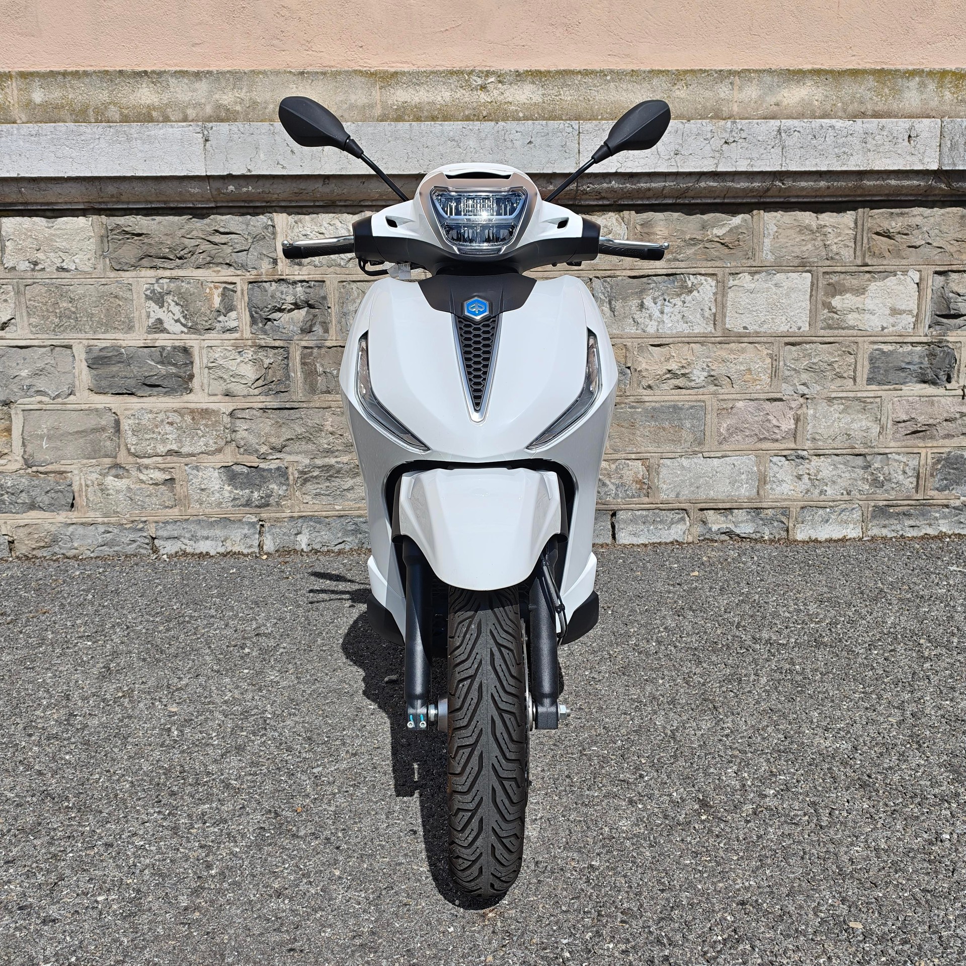 PIAGGIO Beverly 310 hpe E5+-image-1