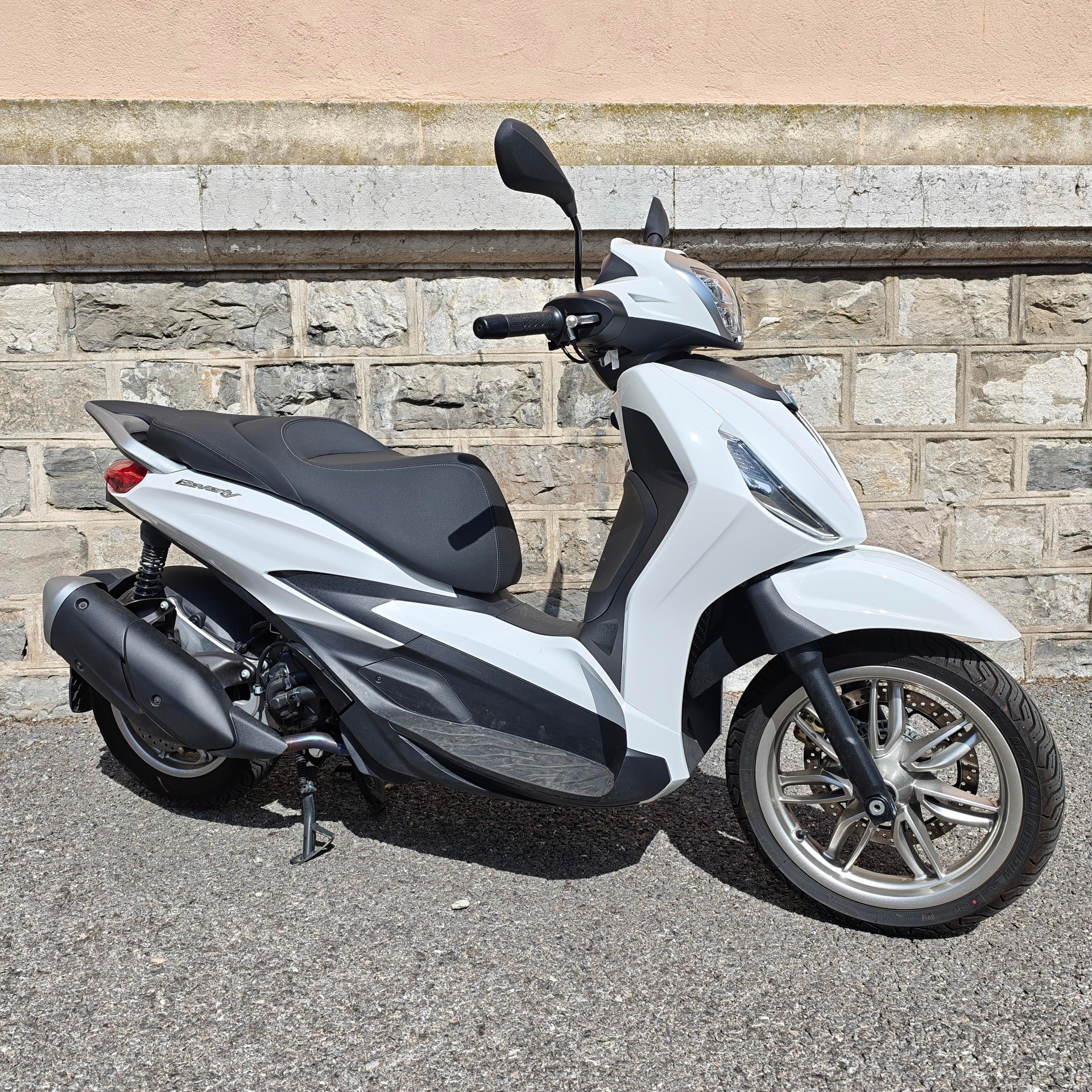 PIAGGIO Beverly 310 hpe E5+-image-0