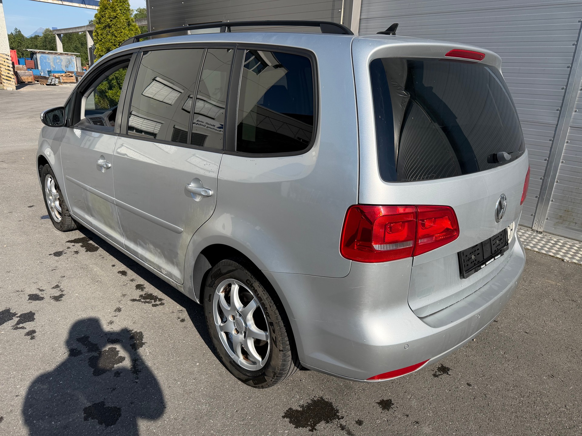 VW Touran 1.6 TDI Trendline DSG-showroom-element-3