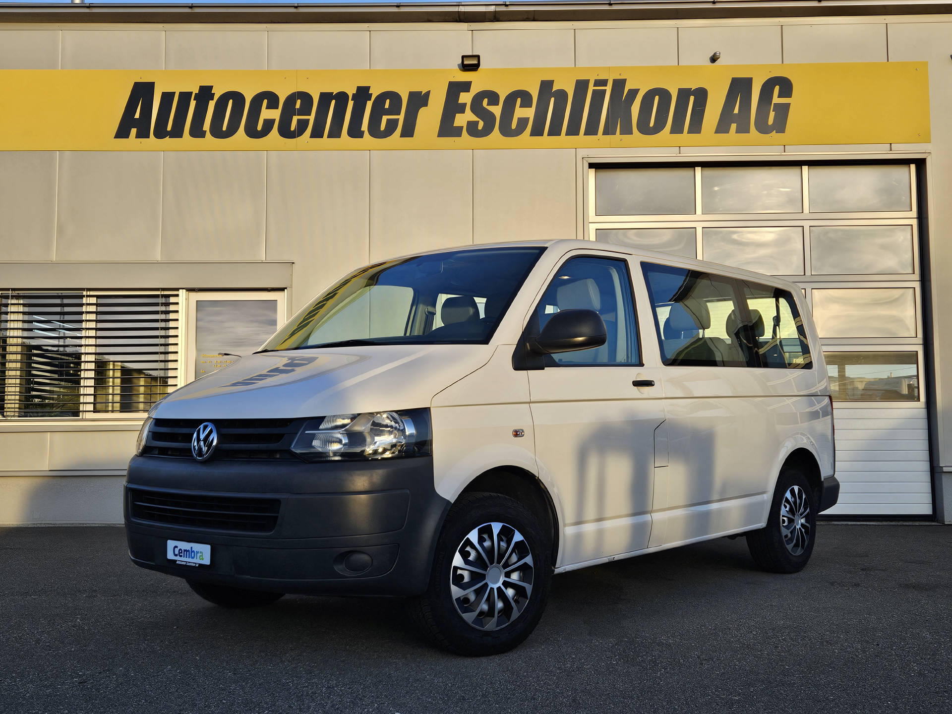 VW T5 Kombi 3000 2.0 TDI 140 DSG* Klima * 9-Pätzer * Frisch ab MFK *