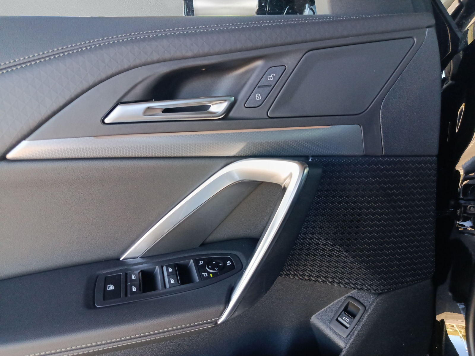 BMW X2 sDrive 20i 48V M Sport Pro-image-21