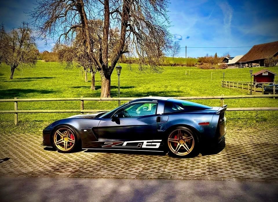 CHEVROLET Z06