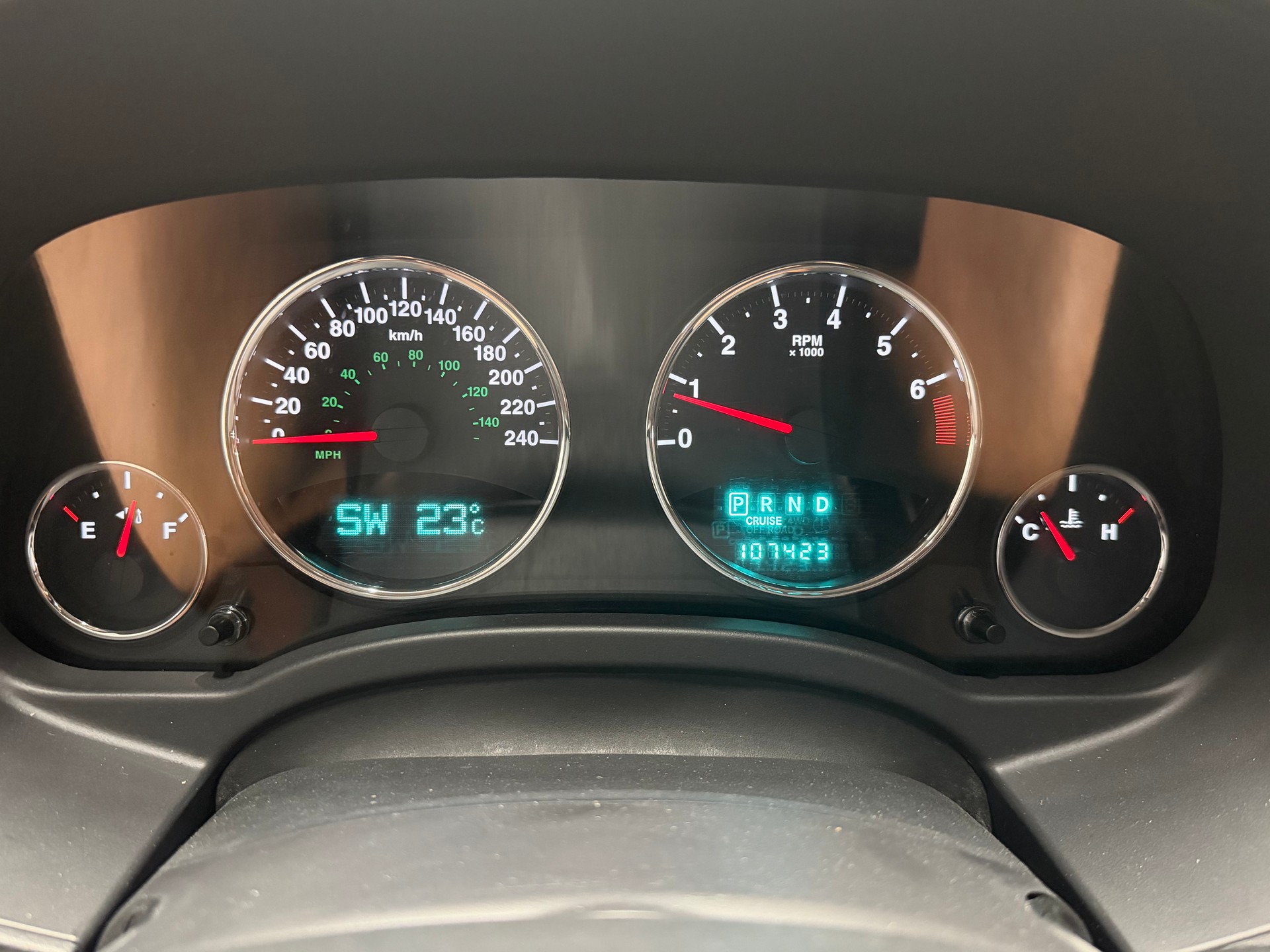 JEEP Compass 2.4 Limited CVT Frisch ab MFK-image-9