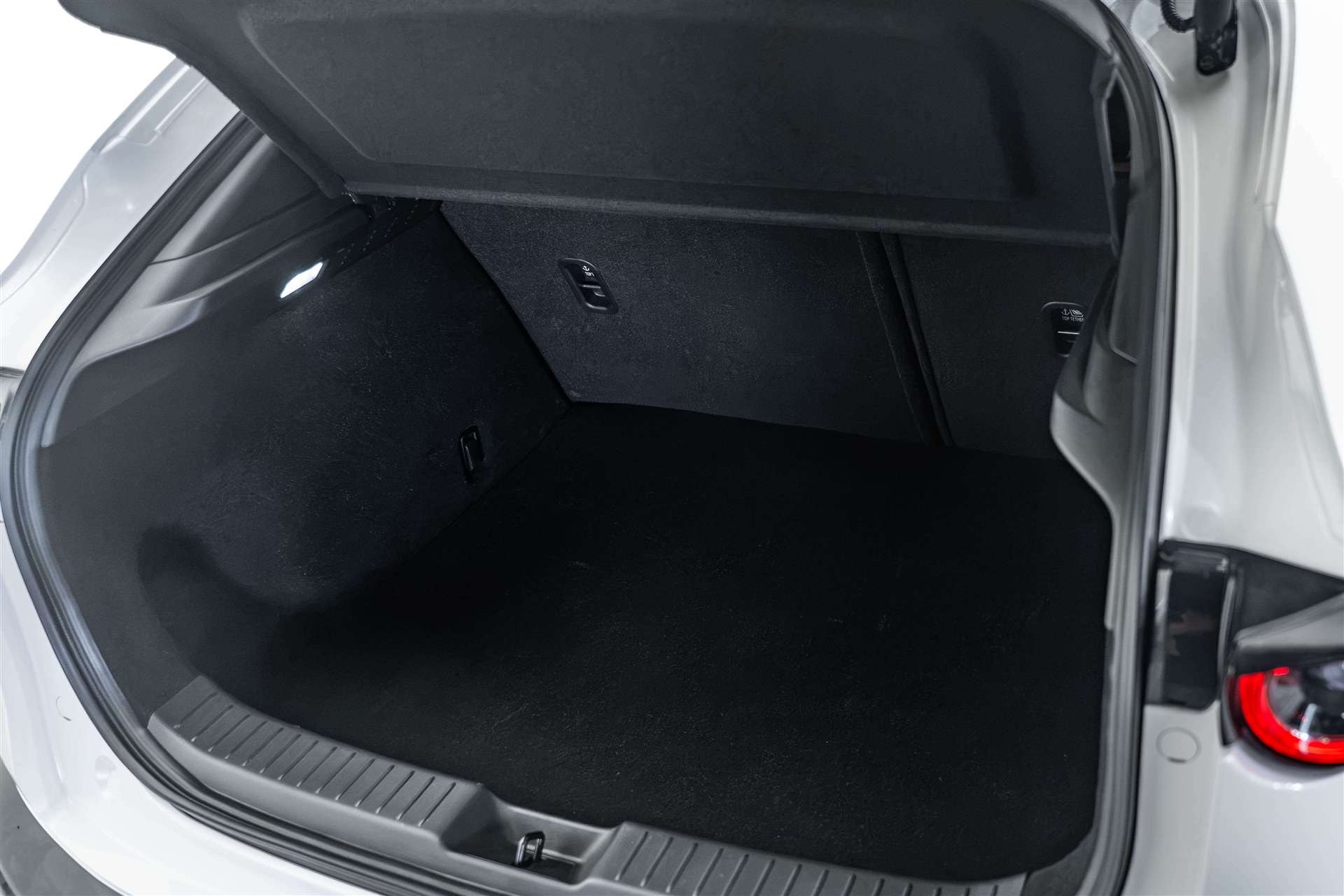 MAZDA MAZDA CX-30 SKYACTIV-G 140 MHEV Nagisa Automat-image-4