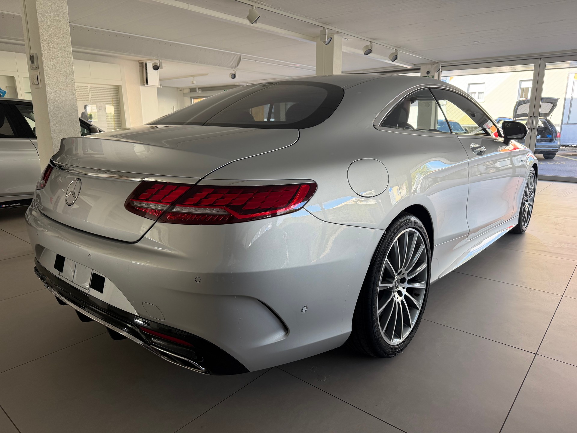 MERCEDES-BENZ S 560 4Matic 9G-Tronic-image-5