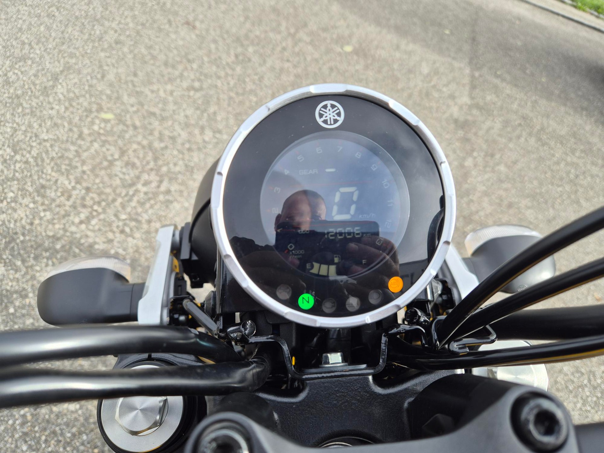 YAMAHA XSR 125-image-8