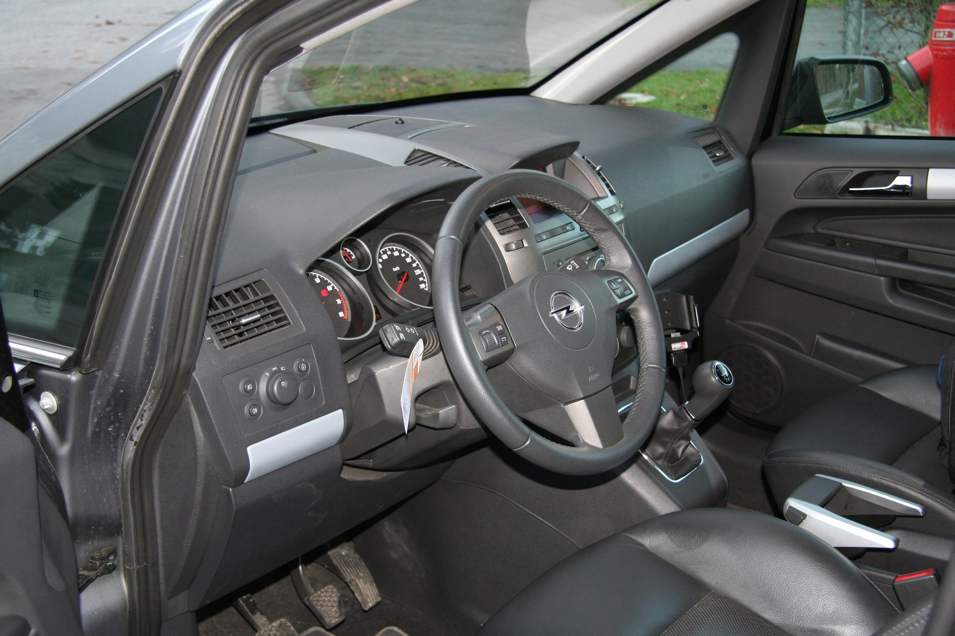 OPEL Zafira 2.0i 16V T First Edition-image-2