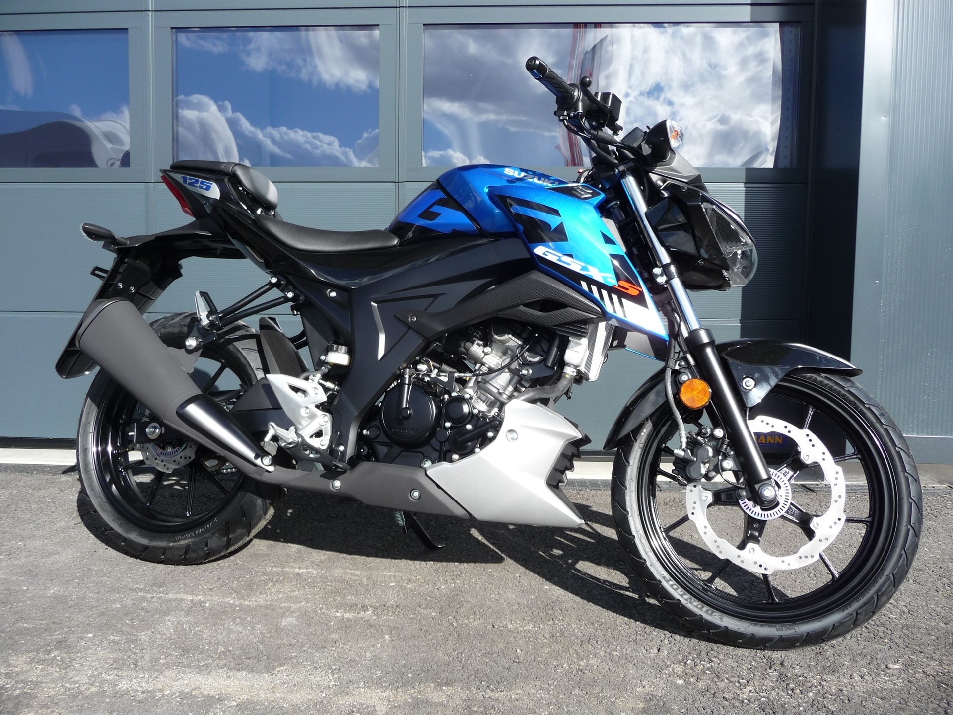 SUZUKI GSX-S 125-image-0